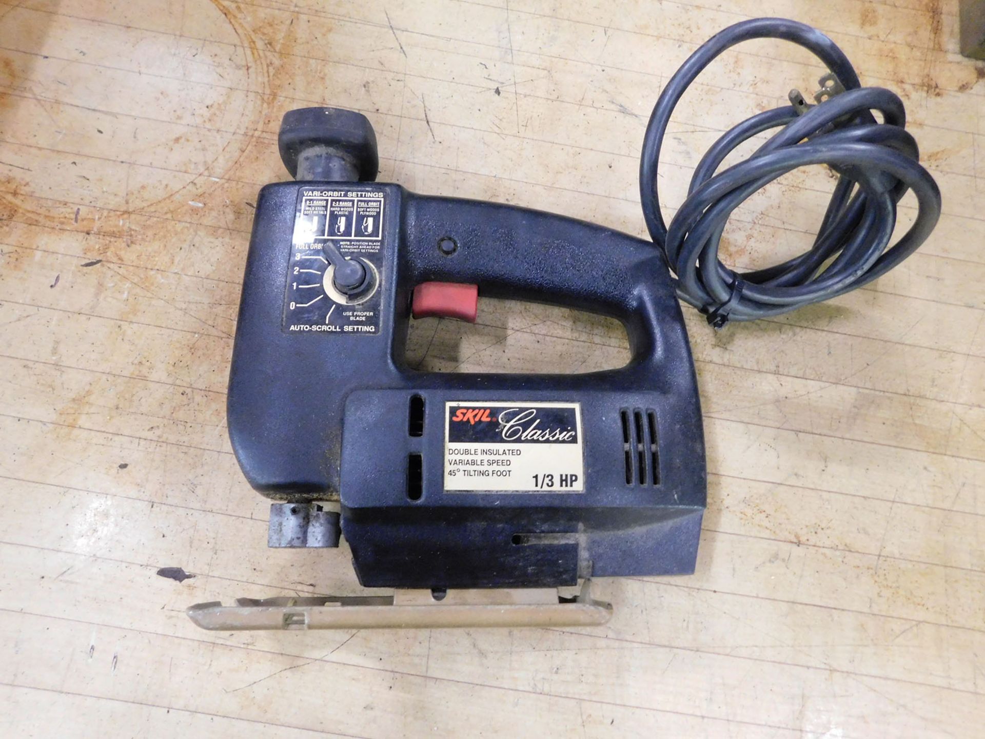 SKIL CLASSIC ELECTRIC JIGSAW; MODEL 4395