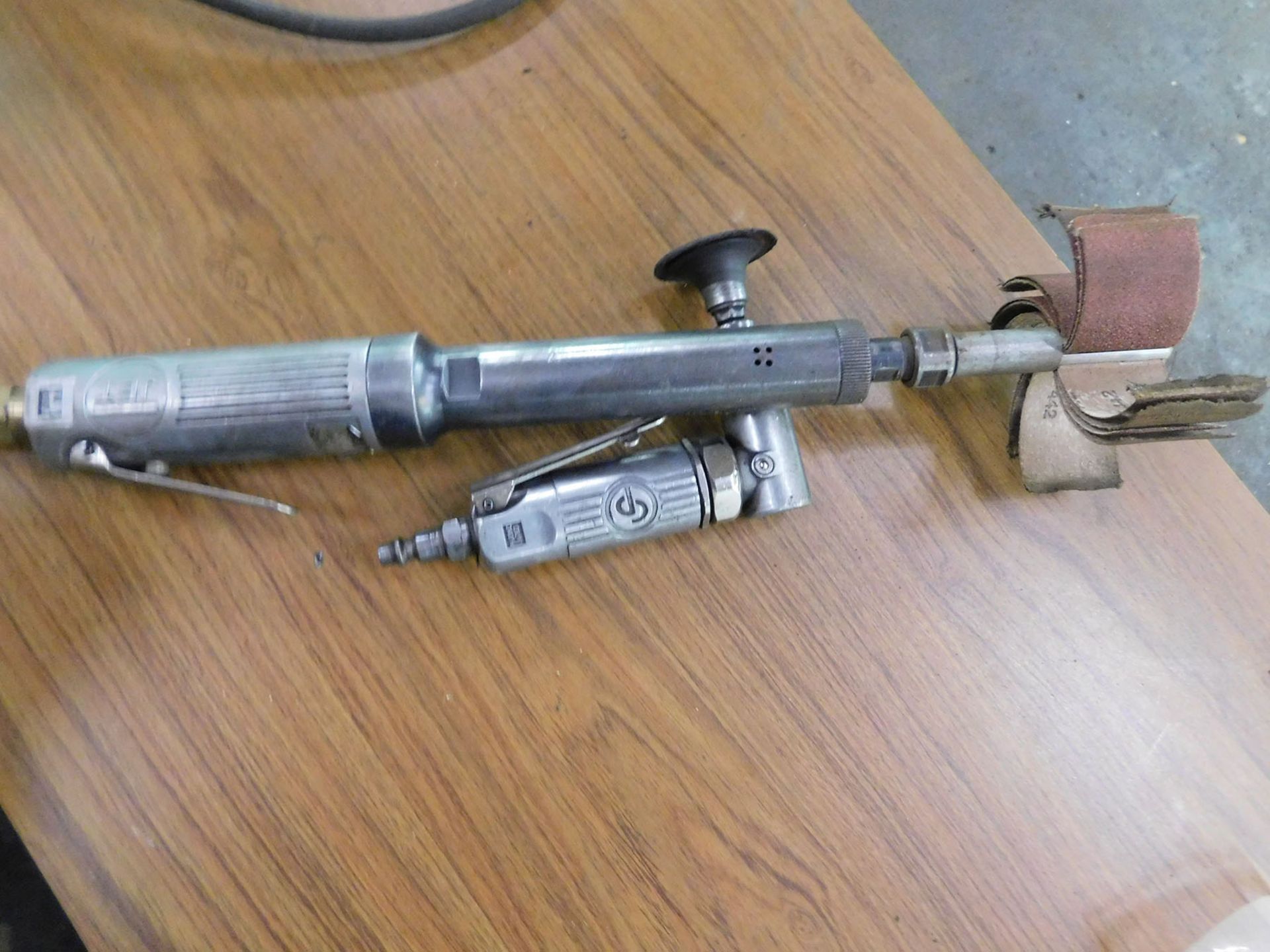 LOT OF ASSORTED PNEUMATIC TOOLS - Image 2 of 2