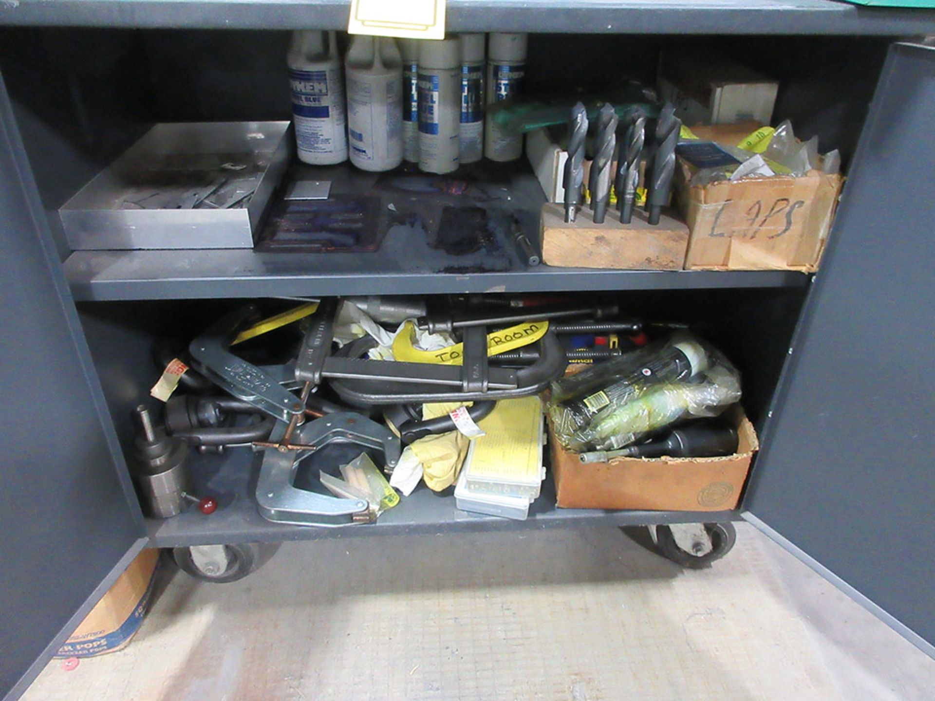 WALL COLMONOY CORP. FUSE WELDER TORCH & CABINET WITH CONTENTS; CLAMPS, AND DRILL BITS - Image 2 of 2
