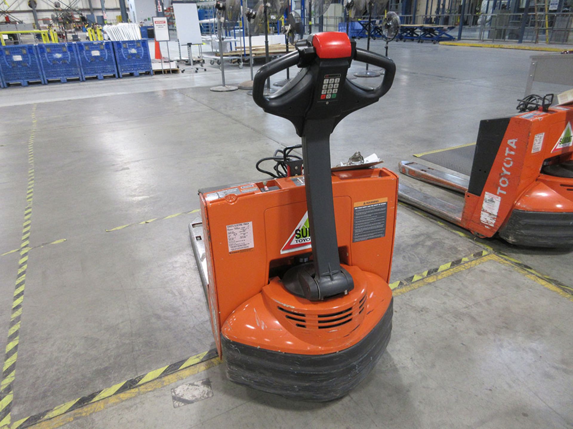 TOYOTA 4,500 LB. WALK BEHIND ELECTRIC PALLET JACK; 46'' FORKS, 24V, 110 CHARGE, MODEL 7HBW23, S/N - Image 2 of 2