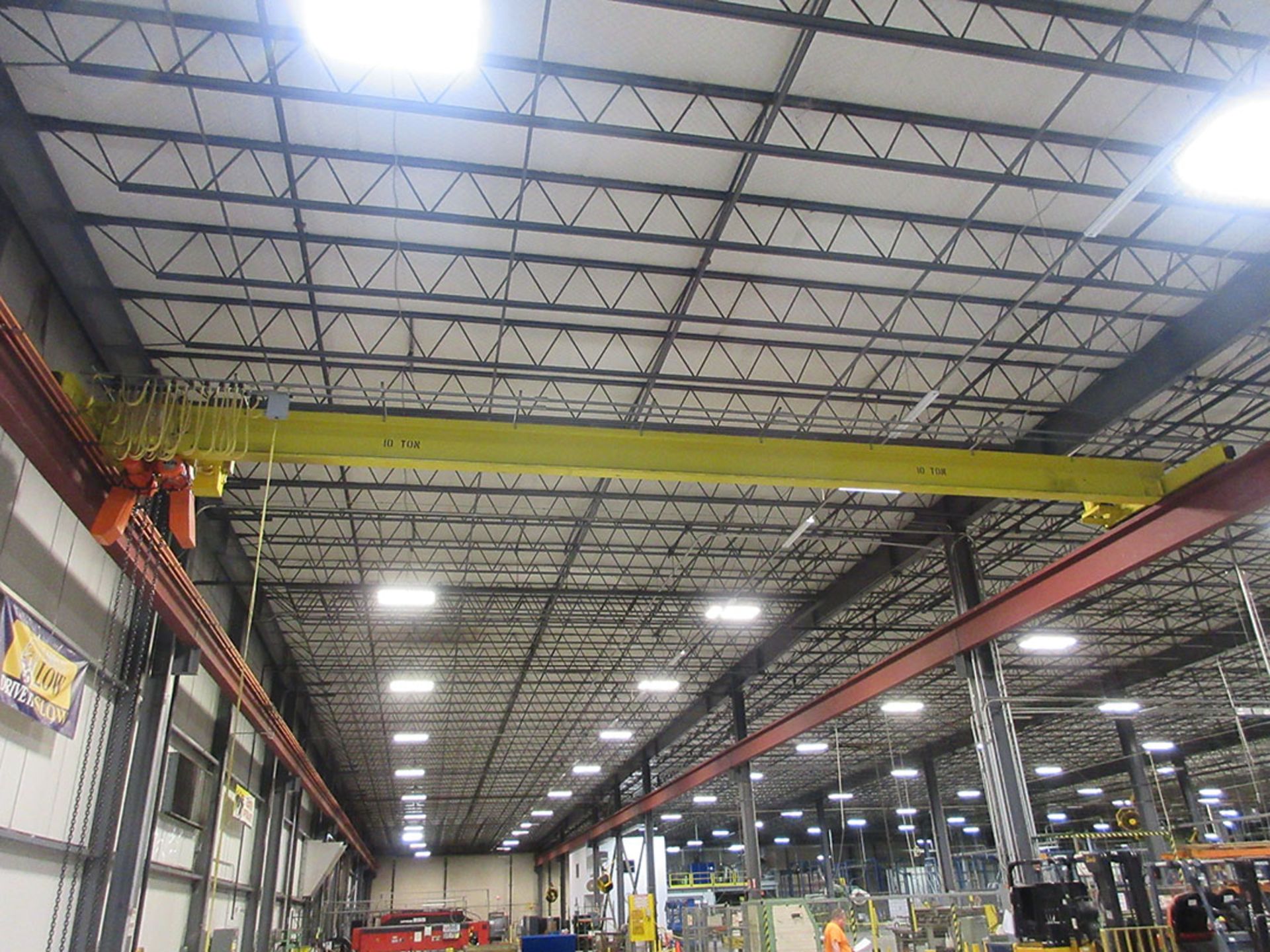 HITACHI 10 TON BRIDGE CRANE WITH 10 TON UNDERHUNG ELECTRIC CHAIN HOIST WITH PENDANT CONTROL &