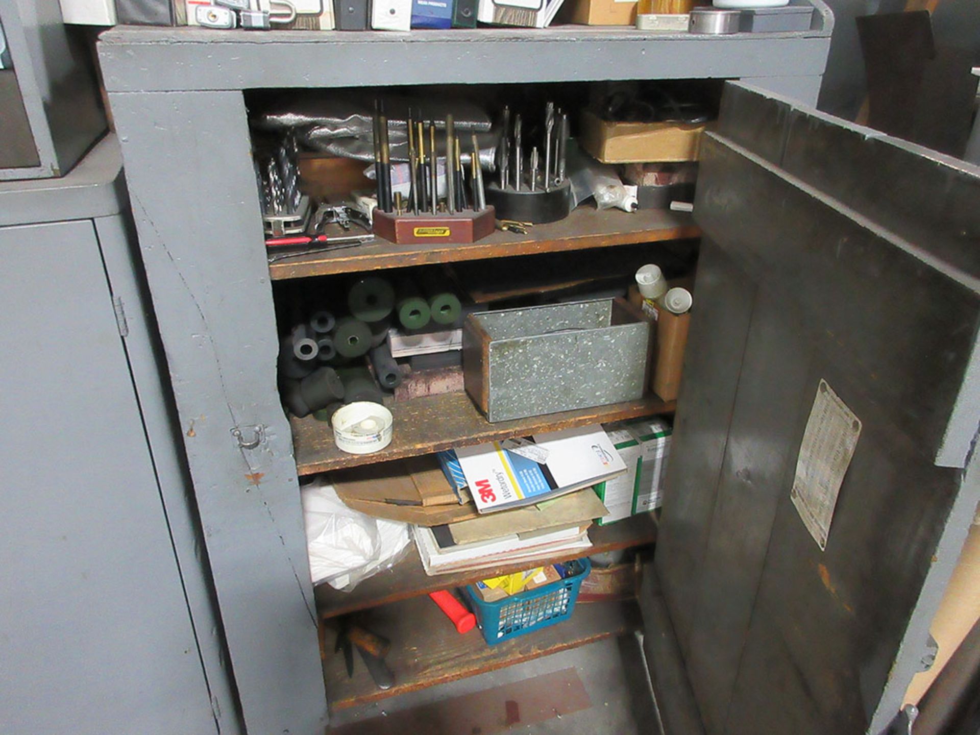 (3) CABINETS & BOLT BIN WITH TAPS, DRILL BITS, PUNCHES, SCREWS, BRASS, AND COPPER - Image 2 of 4