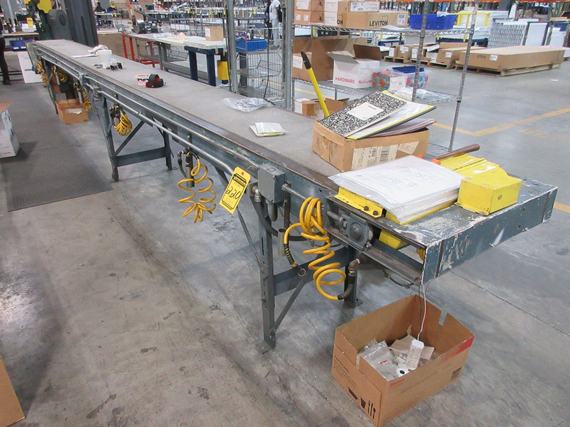 20'' X 24'' BELT POWER CONVEYOR WITH AIR LINES