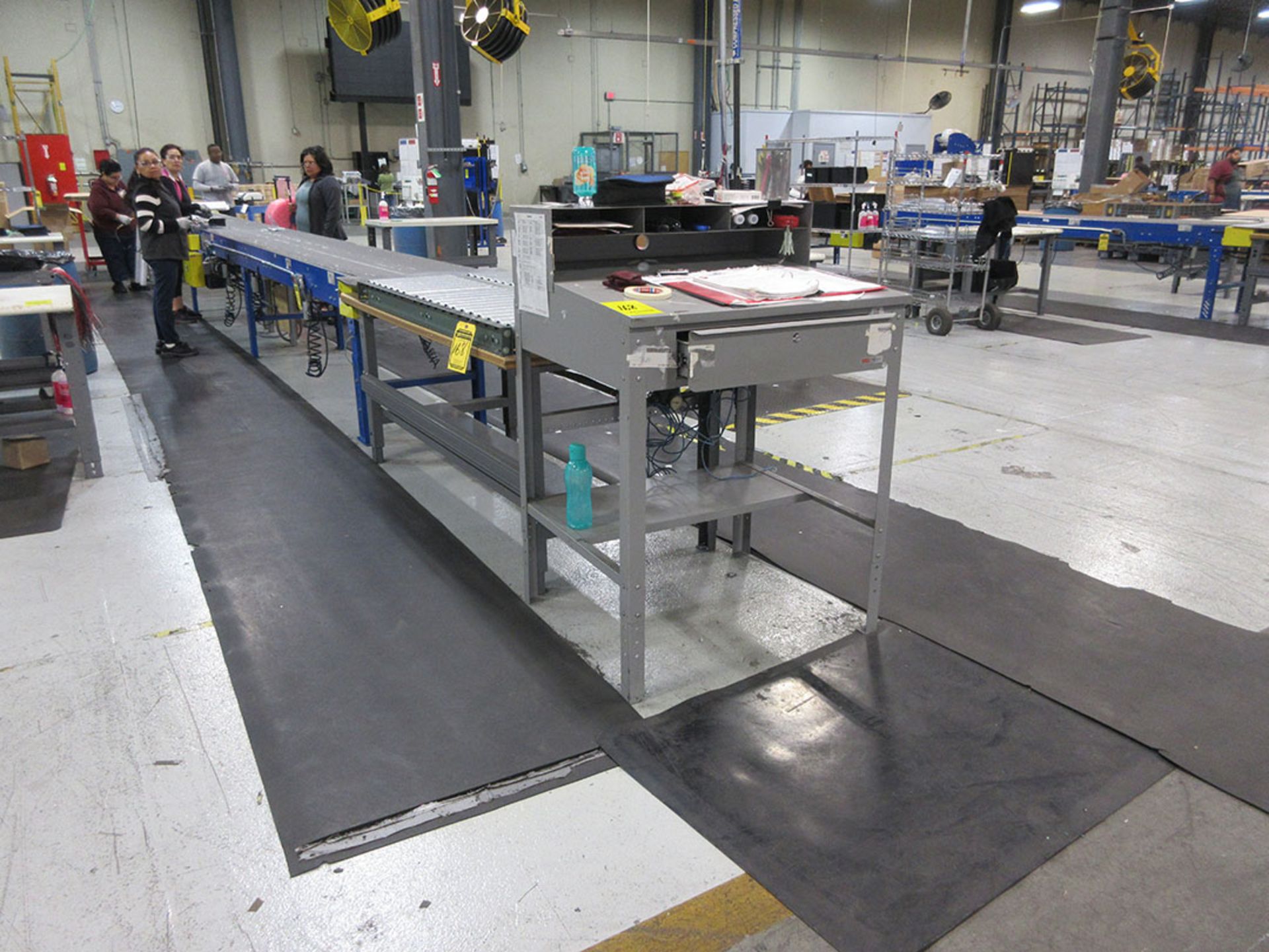 PACK LINE, FOREMAN'S DESK, ROLLER CONVEYOR, BELT CONVEYOR 28'' X 30'