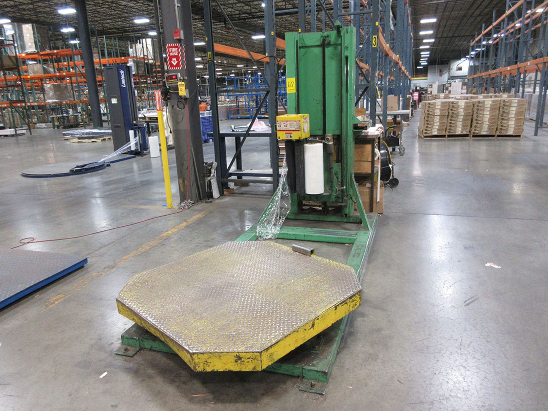 LANTECH ROTARY STRETCH WRAPPER; V/S 4' X 4' ROTARY TABLE