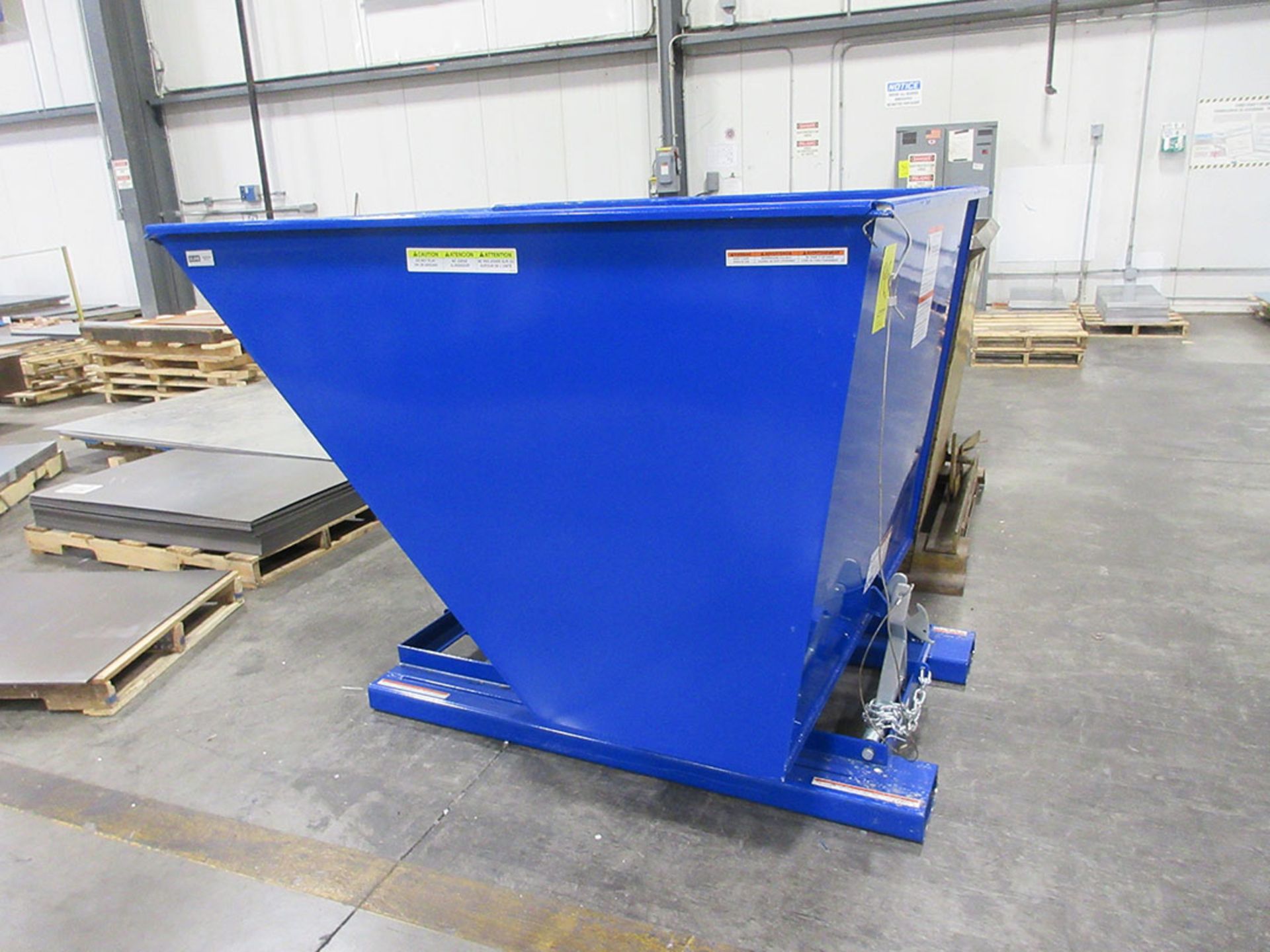 ULINE SELF DUMPING HOPPER; 4,000 LB. CAPACITY, MODEL D-200-MD