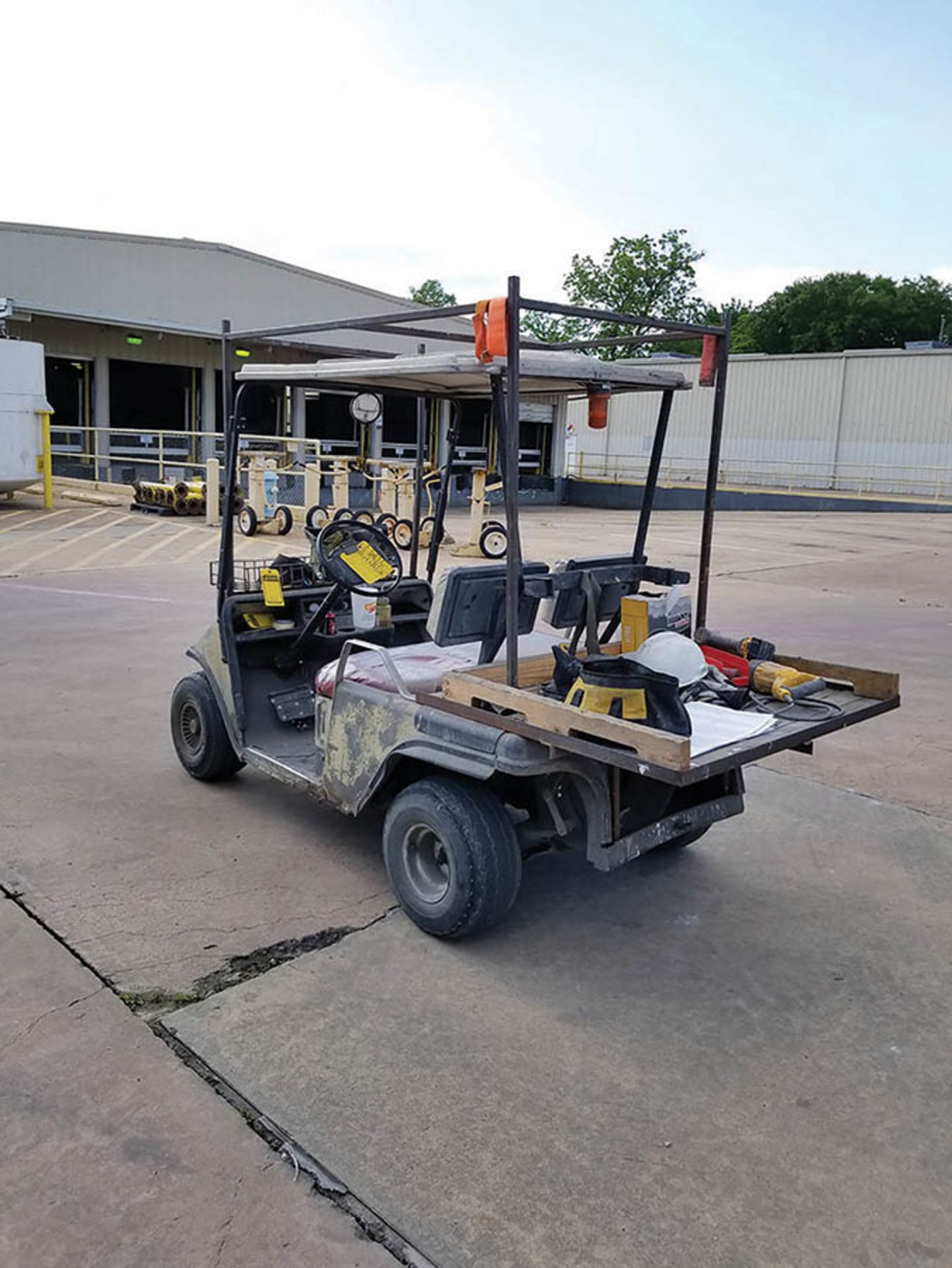ELECTRIC FOREMAN'S GOLF CART, FRONT WIRE BASKET, EXTENDED REAR WOOD DECK, LADDER RACK, AND LESTRONIC - Image 4 of 7