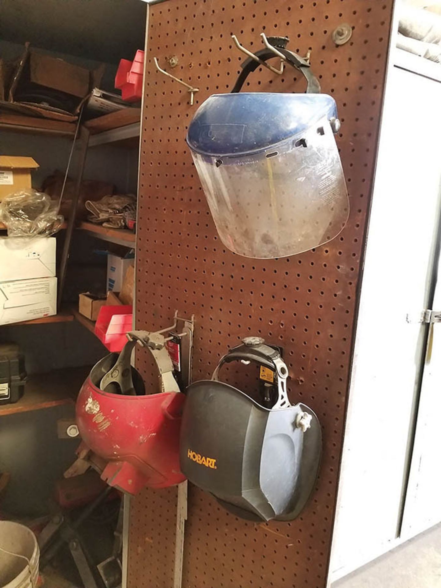 HD STEEL CABINET WITH LIFTING ACCESSORIES, WELDING HELMETS, WELDING STICKS, ELECTRIC GRINDERS, - Image 6 of 6