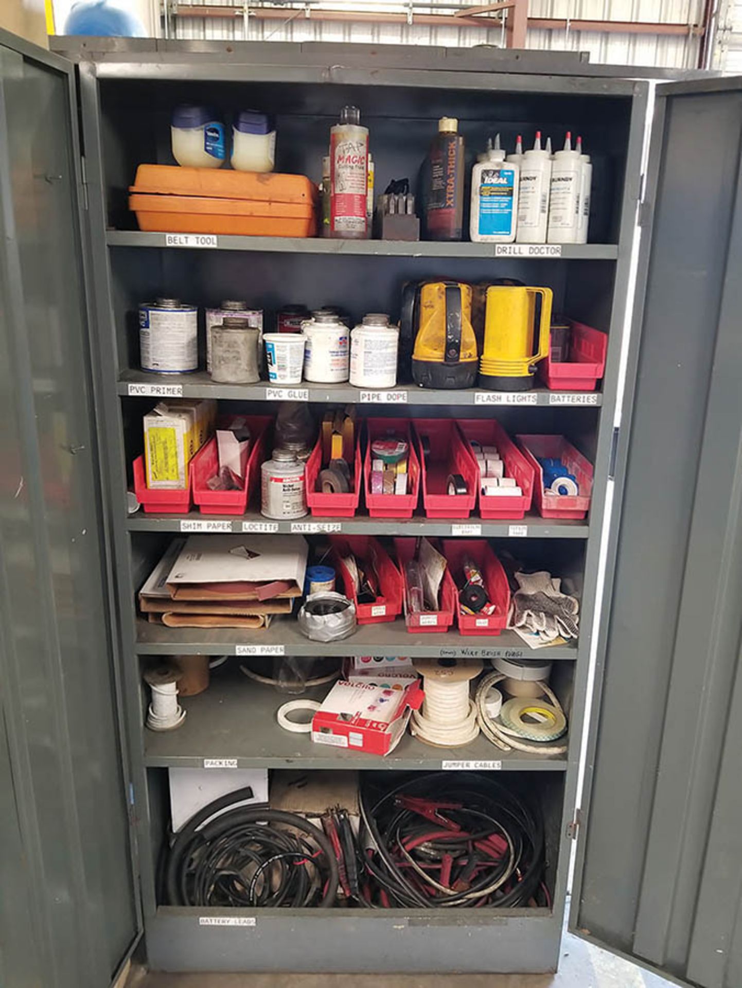 METAL SUPPLY CABINET WITH FLASHLIGHTS, TAPE MEASURE, GLOVES, JUMPER CABLES, NUMBER STAMPS, JOINT - Image 2 of 4