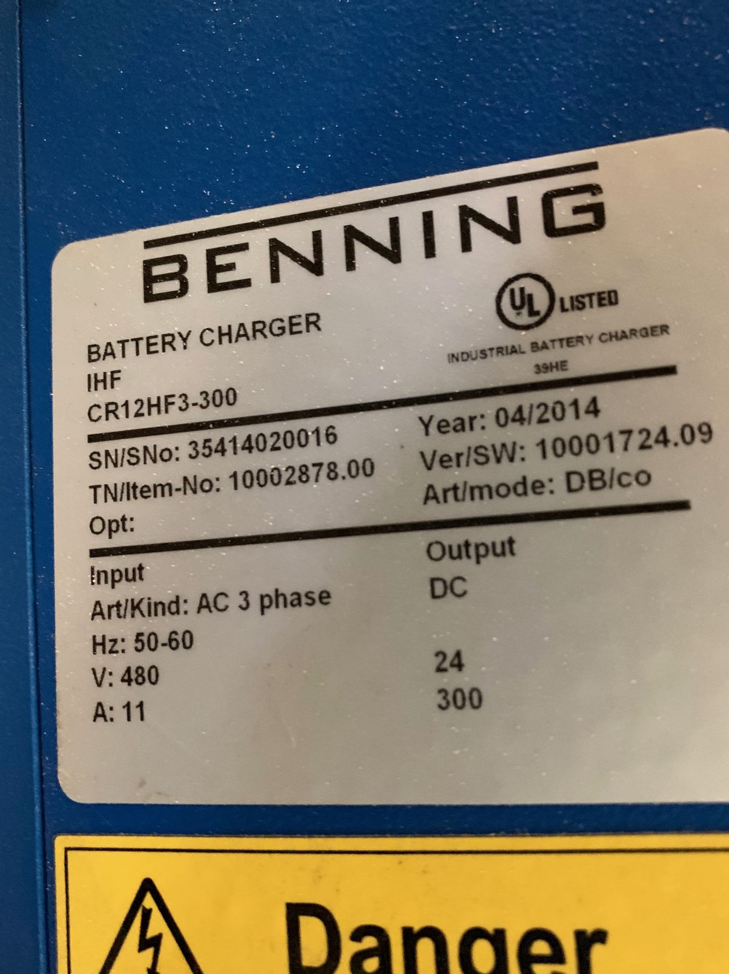 2014 CROWN POWERHOUSE CHARGERS HIGH FREQUENCY 24 VOLT BATTERY CHARGER, MODEL: CR12HF3-300 - Image 3 of 4