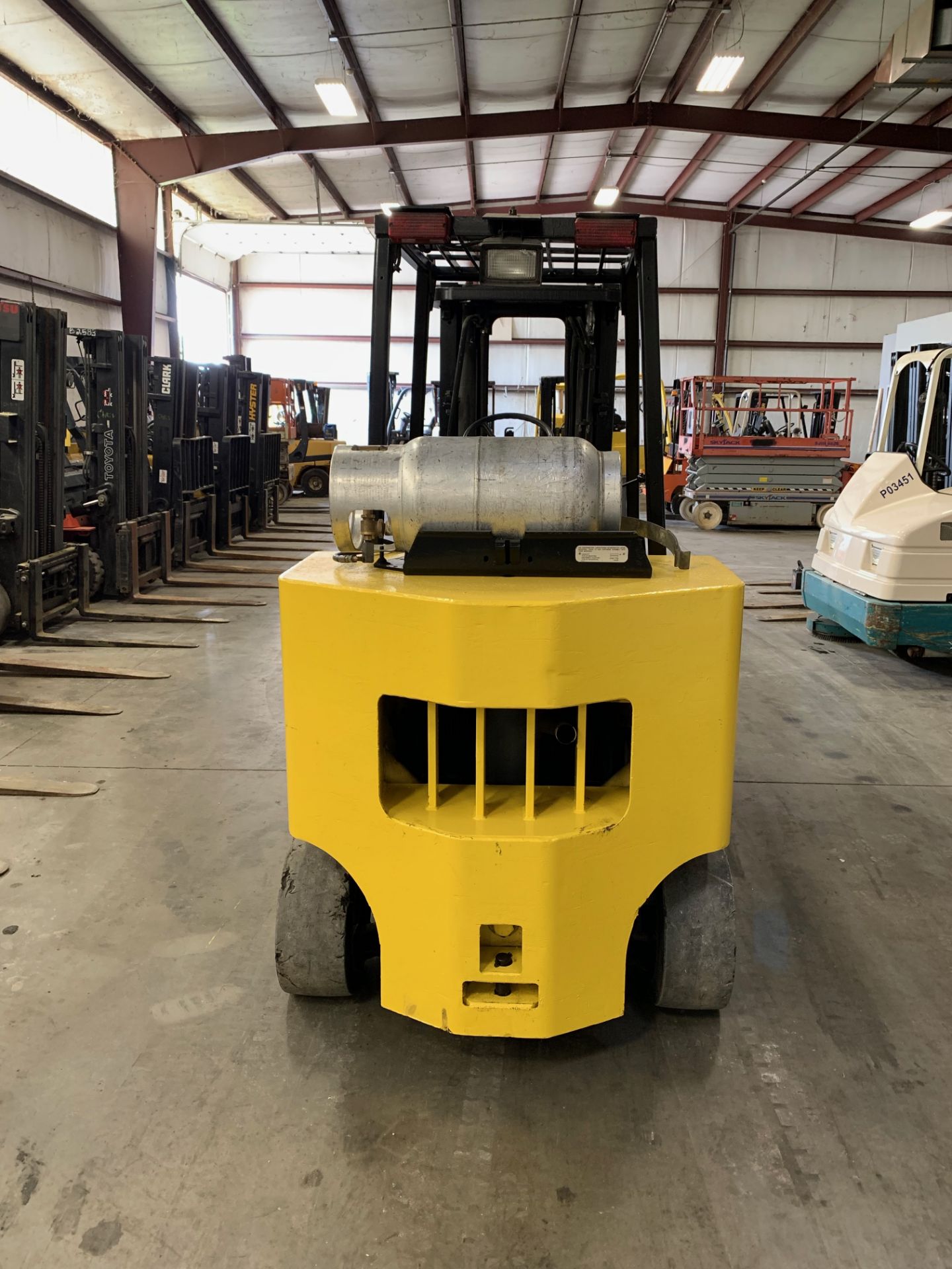 1997 HYSTER 12,000 LB., MODEL: S120XLS, S/N: D004D04639U, LPG, MONTROL, SOLID TIRES, 161” RAISED/ - Image 5 of 5