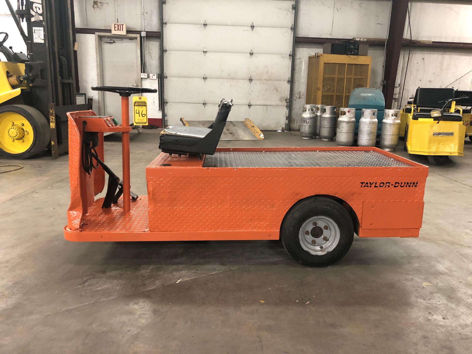 2007 TAYLOR-DUNN 3-WHEEL ELECTRIC PERSONNEL CART, MODEL: C0-014-32, WITH 24-VOLT ON-BOARD CHARGER,