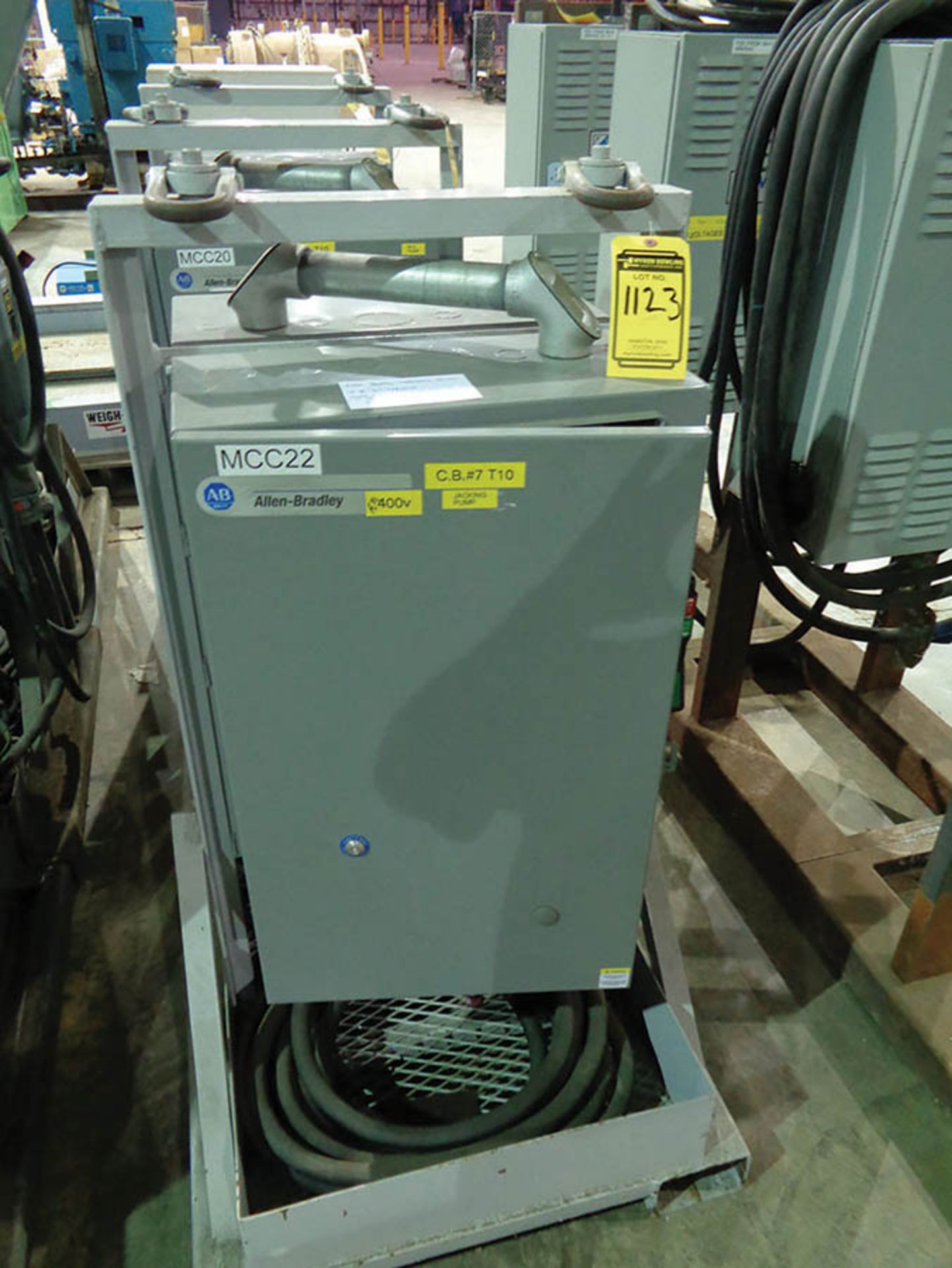 (2) ALLEN BRADLEY SIZE 3 COMBINATION STARTERS 513-DABD-47 W/ 100 AMP BREAKER ON METAL STAND