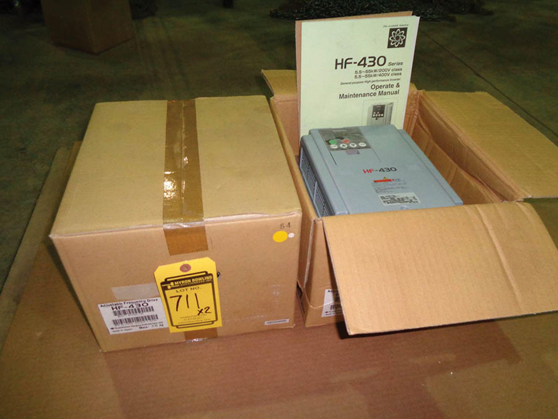 SUMITOMO HF-4304-7A5 ADJUSTABLE FREQUENCY DRIVES NEW IN BOX (X 2)