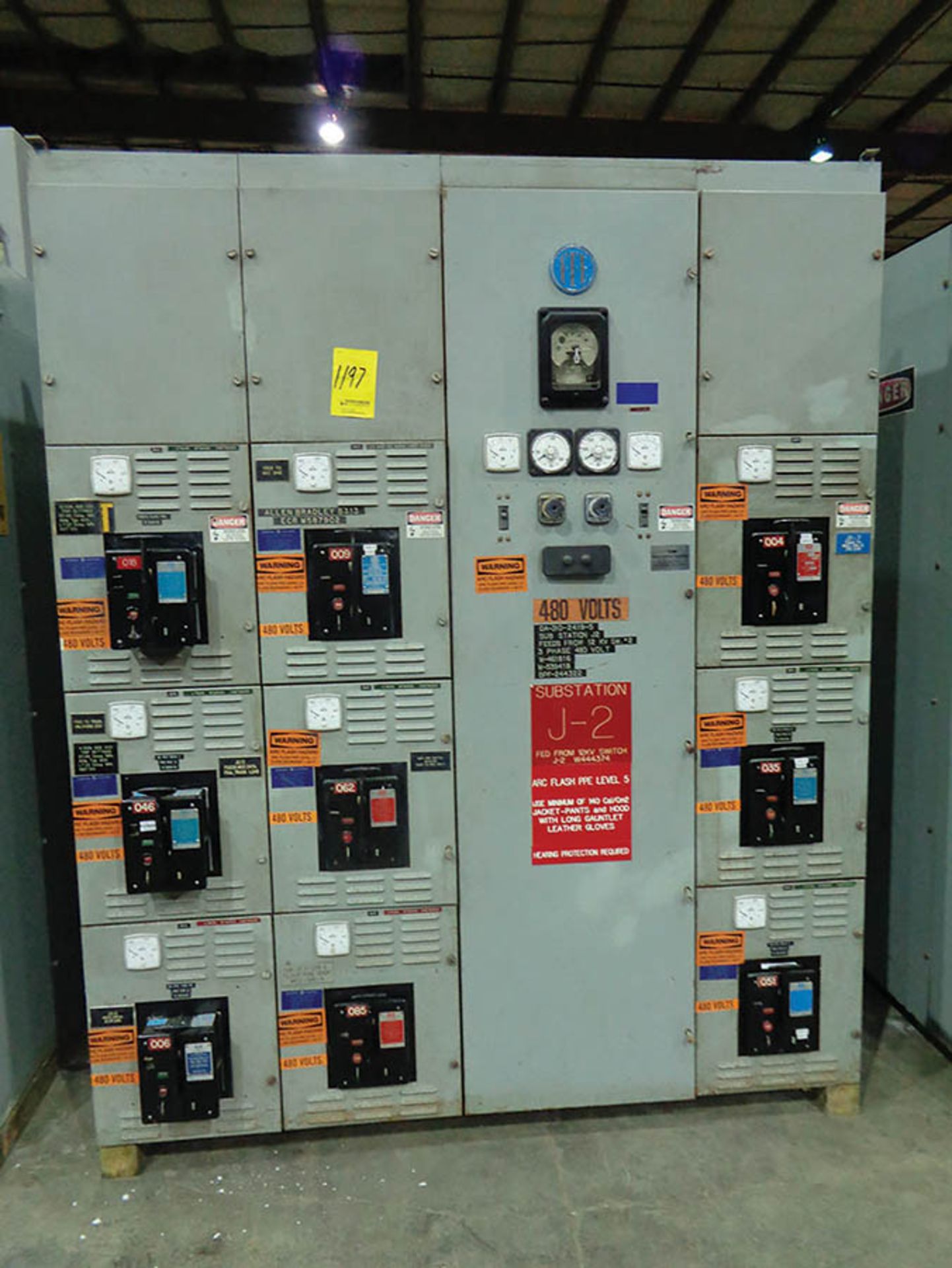 ITE SWITCHGEAR W/ 9-600V 600 AMP BREAKERS