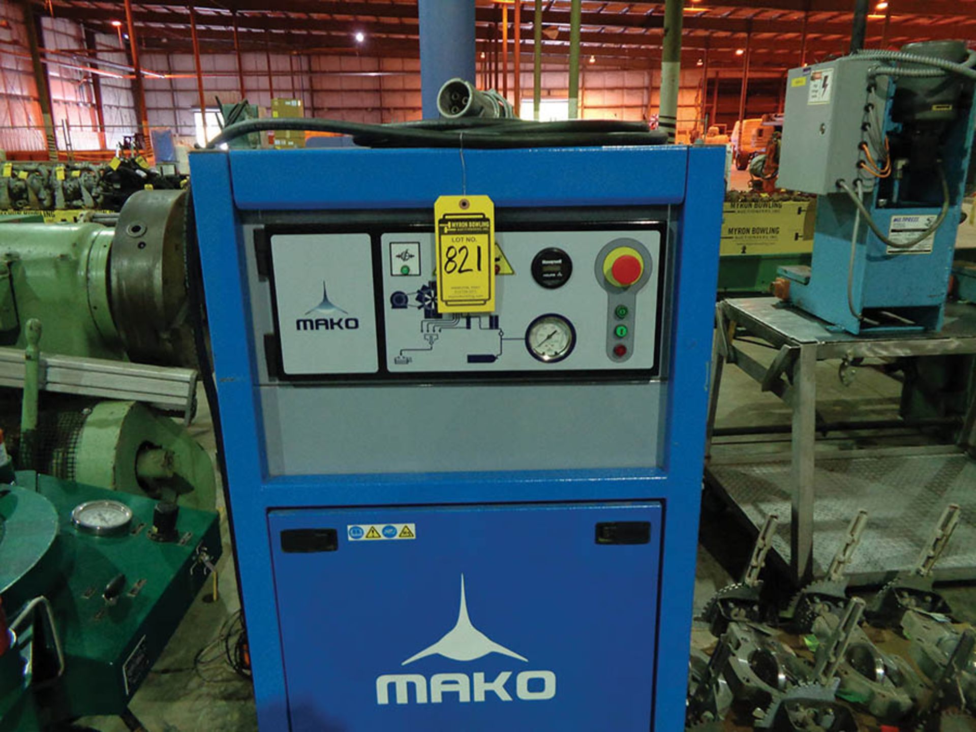 MAKO MODEL AC104 5HP COMPRESSOR NEW - Image 2 of 2