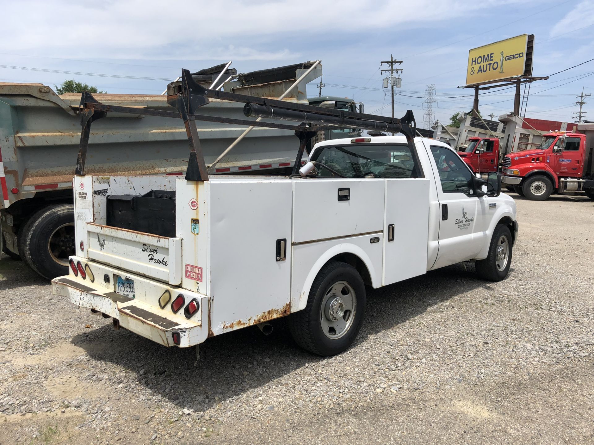 2005 FORD F-350 XL SUPER DUTY SERVICE TRUCK, GAS, 164,622 MILES - Image 5 of 5