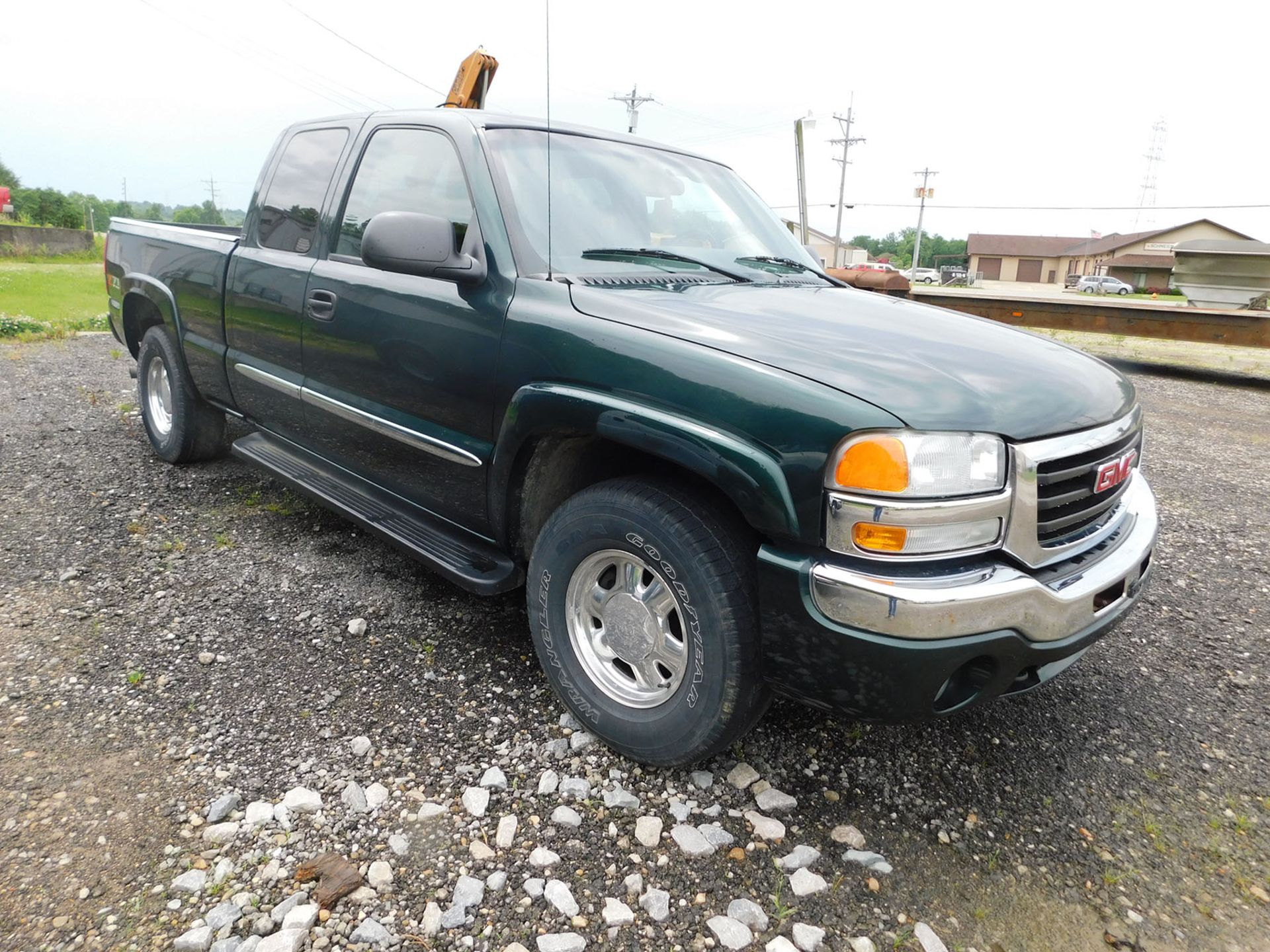 2003 CHEVROLET SILVERADO Z71 PICKUP TRUCK; 4WD, EXTENDED CAB, AUTOMATIC, 166,450 MILES