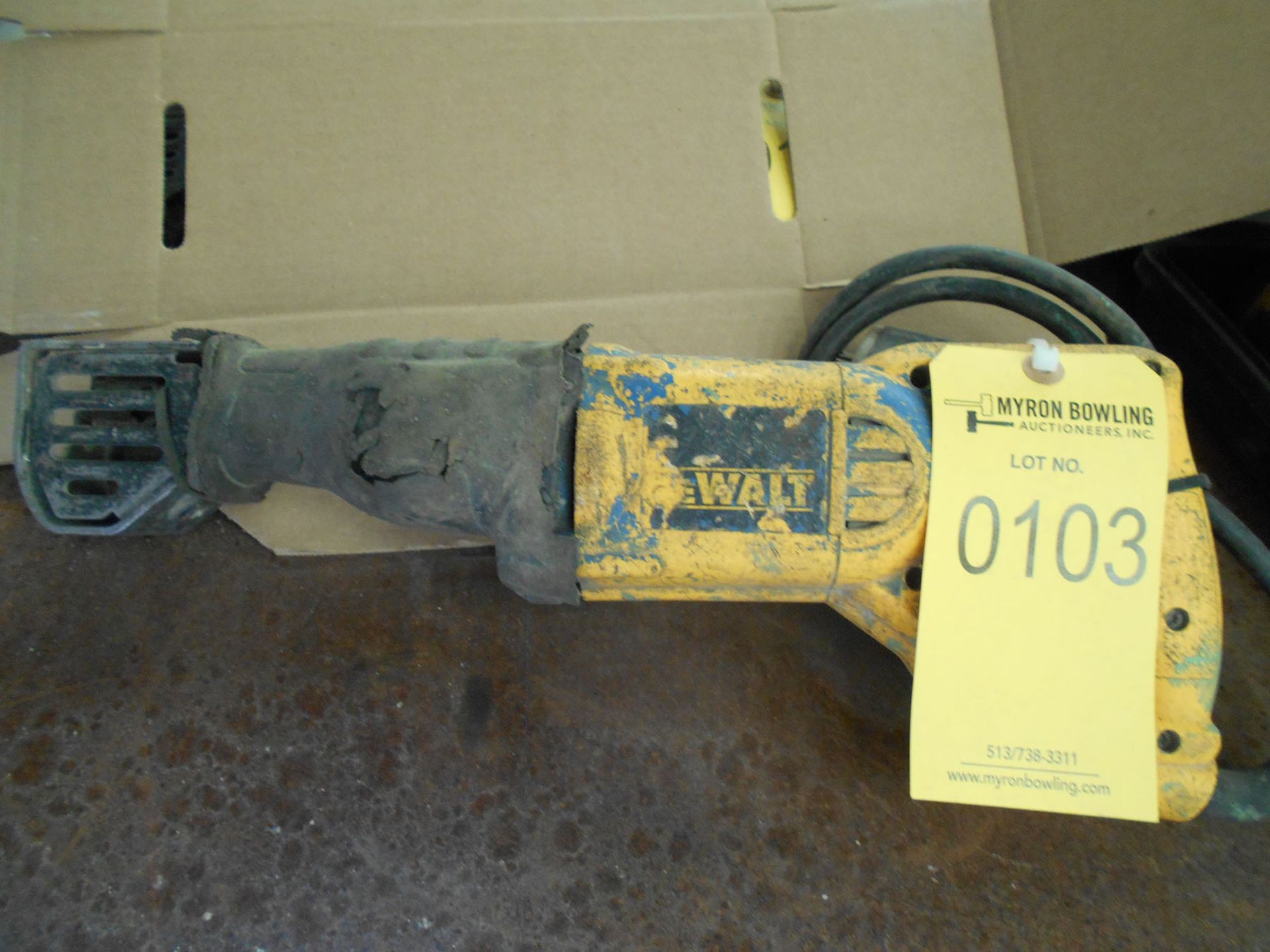 DEWALT DW304P ELECTRIC SAWZALL