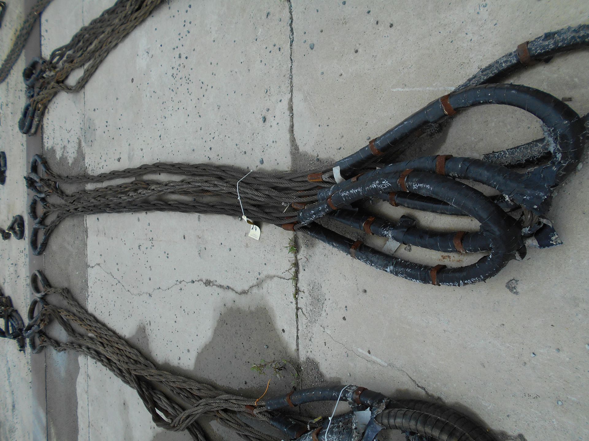 (4) HECO BRAIDED CABLE SLINGS; 2 1/2'' X 20'L - Image 2 of 2