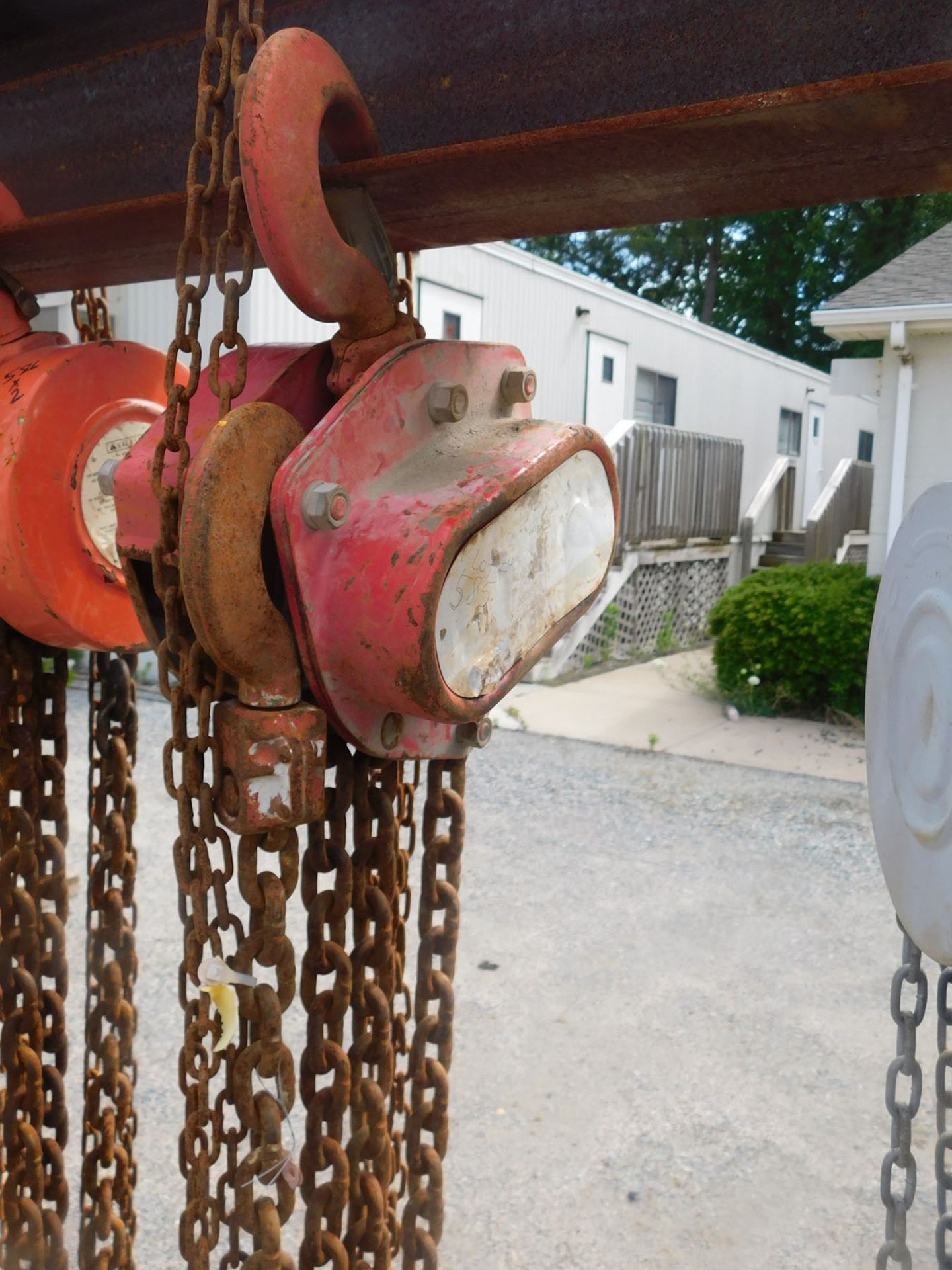 COLUMBUS MCKINNON CORP. 2-TON CHAIN HOIST