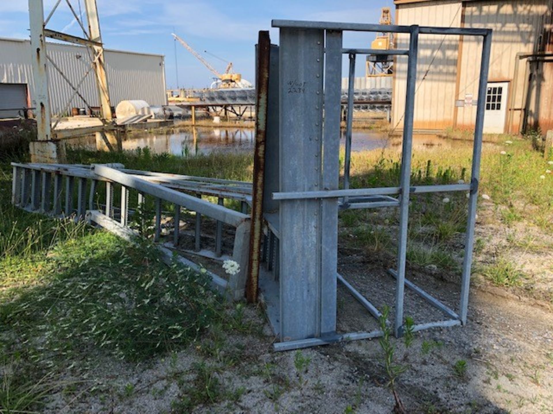 BATCH PLANT CONVEYOR FROM THE DAY BIN STRUCTURE TO THE MIXER FACILITY - Image 11 of 11