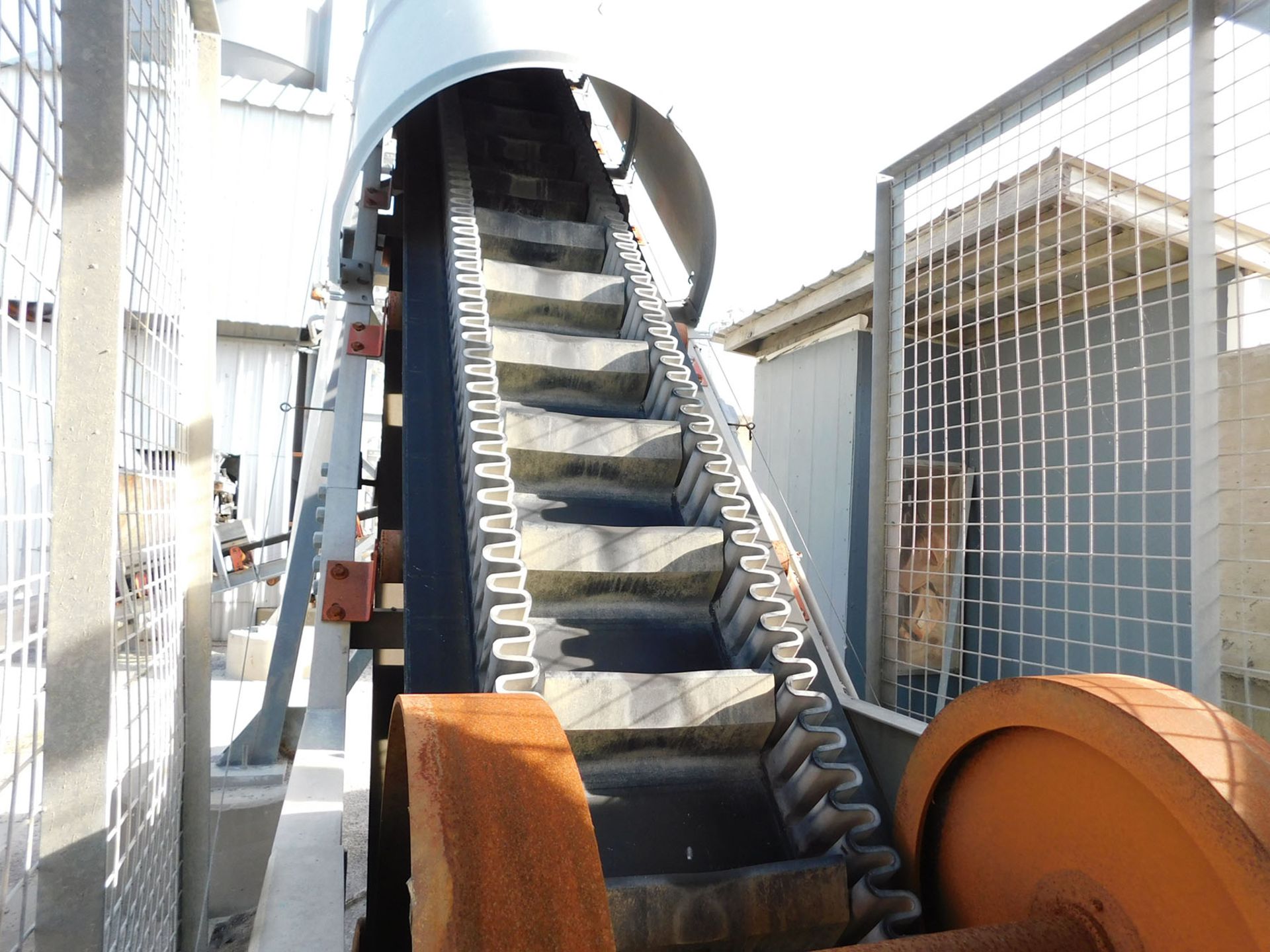 BATCH PLANT RECEIVING HOPPER, BLOWER, INCLINE CONVEYOR TO DAY BINS, AND STAIRS - Image 7 of 7
