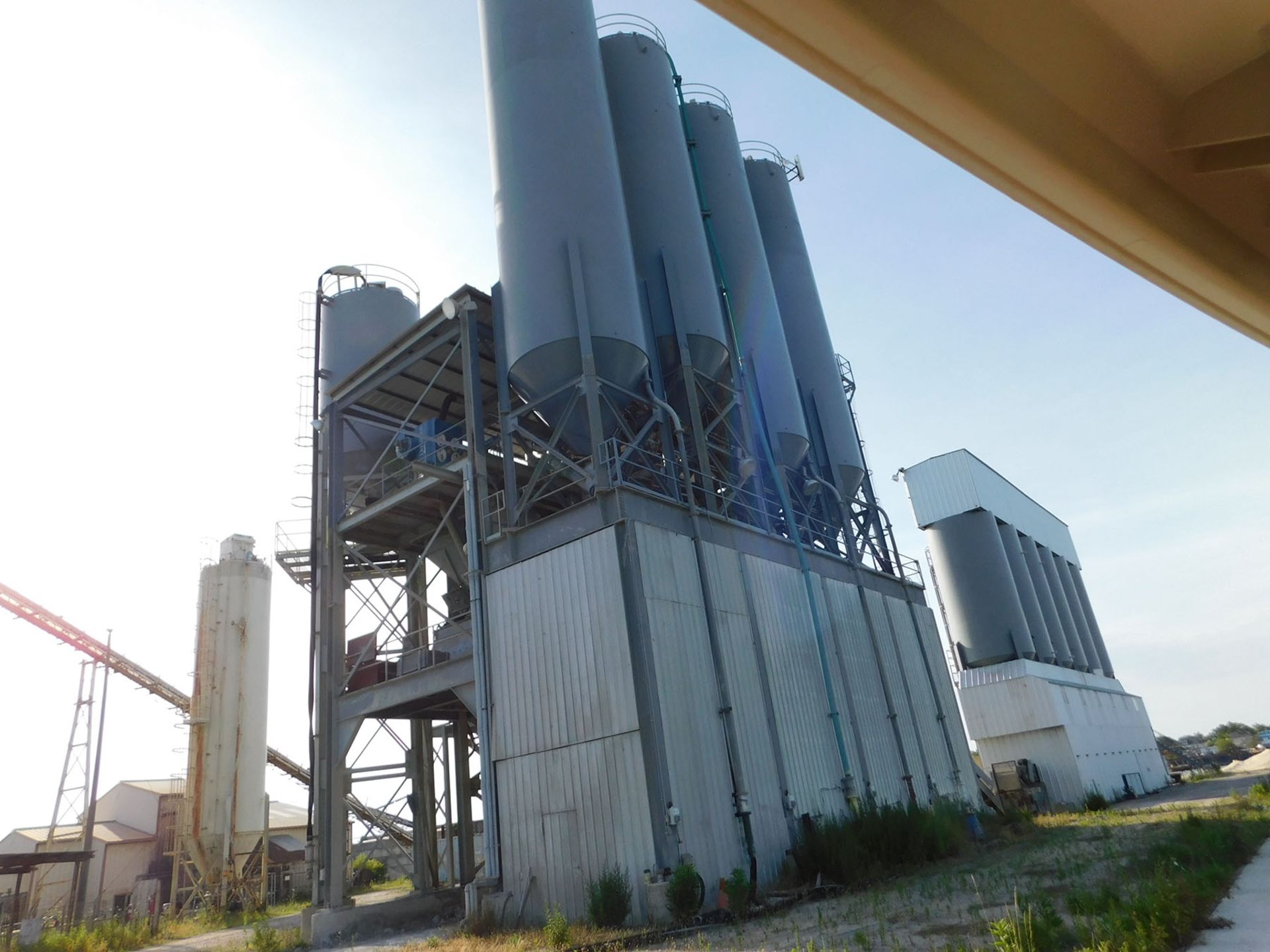 COMBINATION OF LOTS 2286 THRU 2290 - 2008 STANDLEY CONCRETE BATCH PLANT - Image 2 of 5