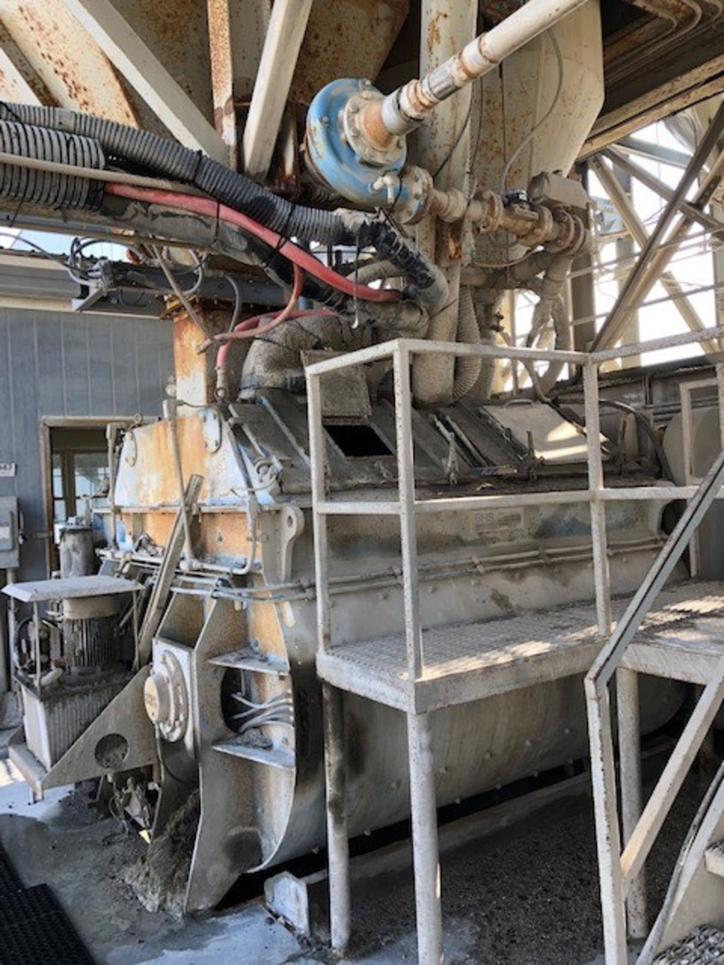 BATCH PLANT CONVEYOR FROM THE DAY BIN STRUCTURE TO THE MIXER FACILITY - Image 6 of 11