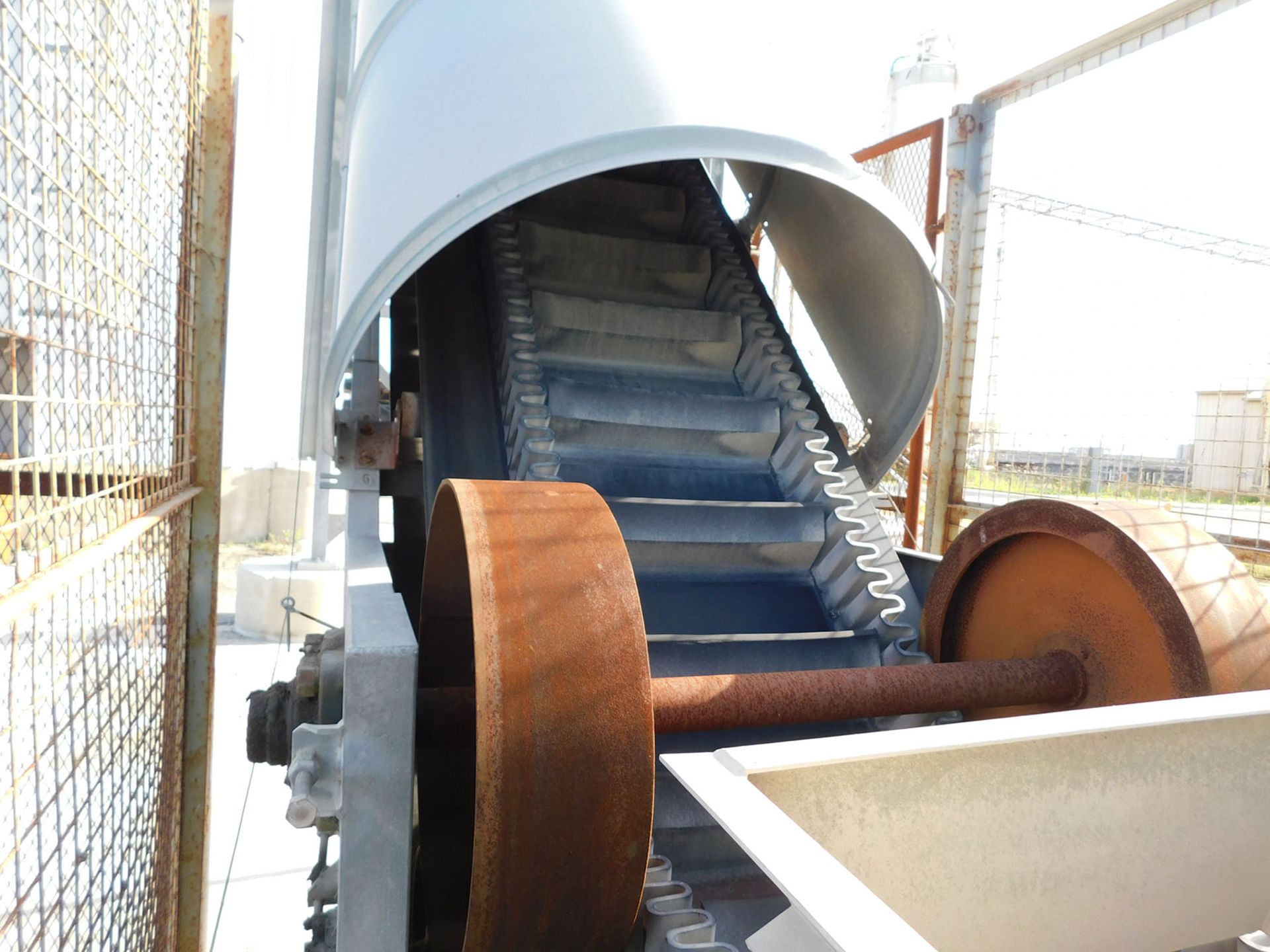 CONVEYOR- FOR THE CONCRETE BATCH PLANT - Image 4 of 5