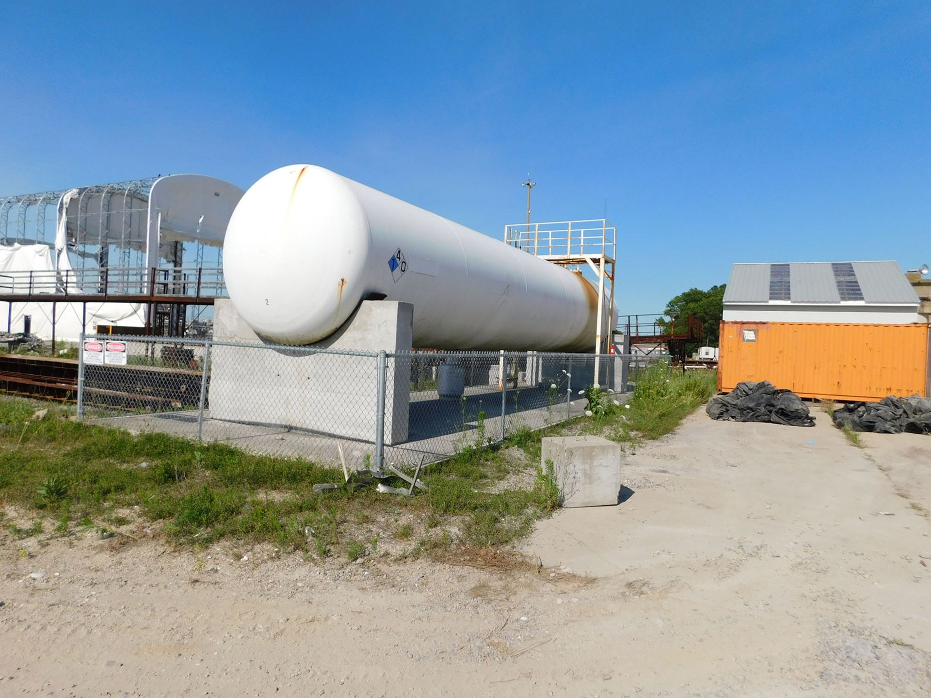 18,000 GALLON CAPACITY PROPANE TANK - Image 3 of 3