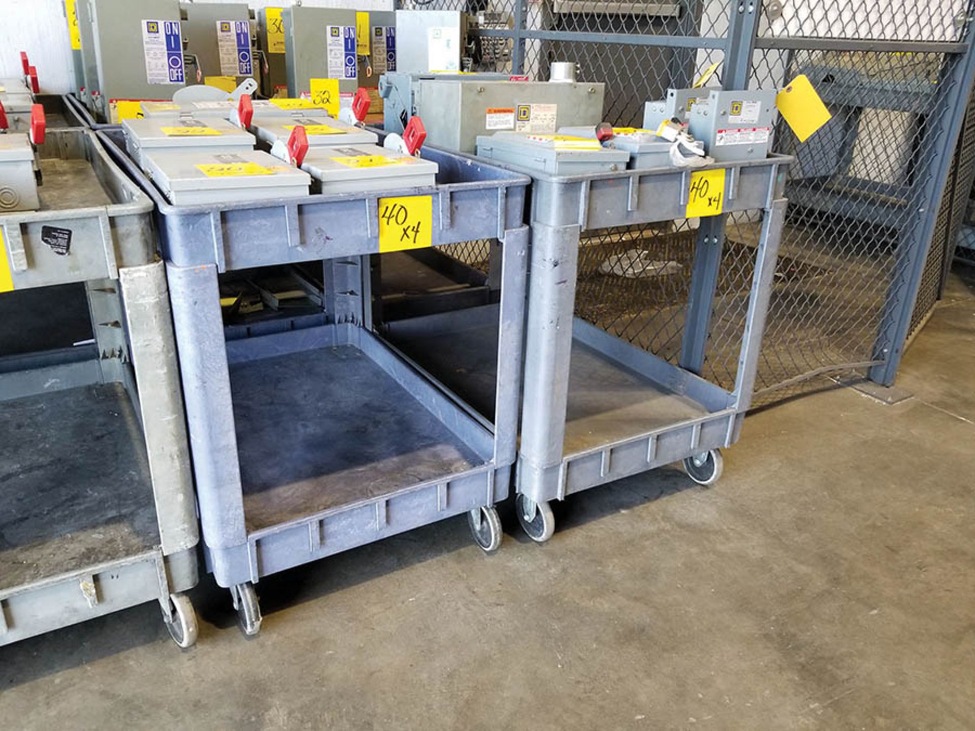 (4) UTILITY CARTS