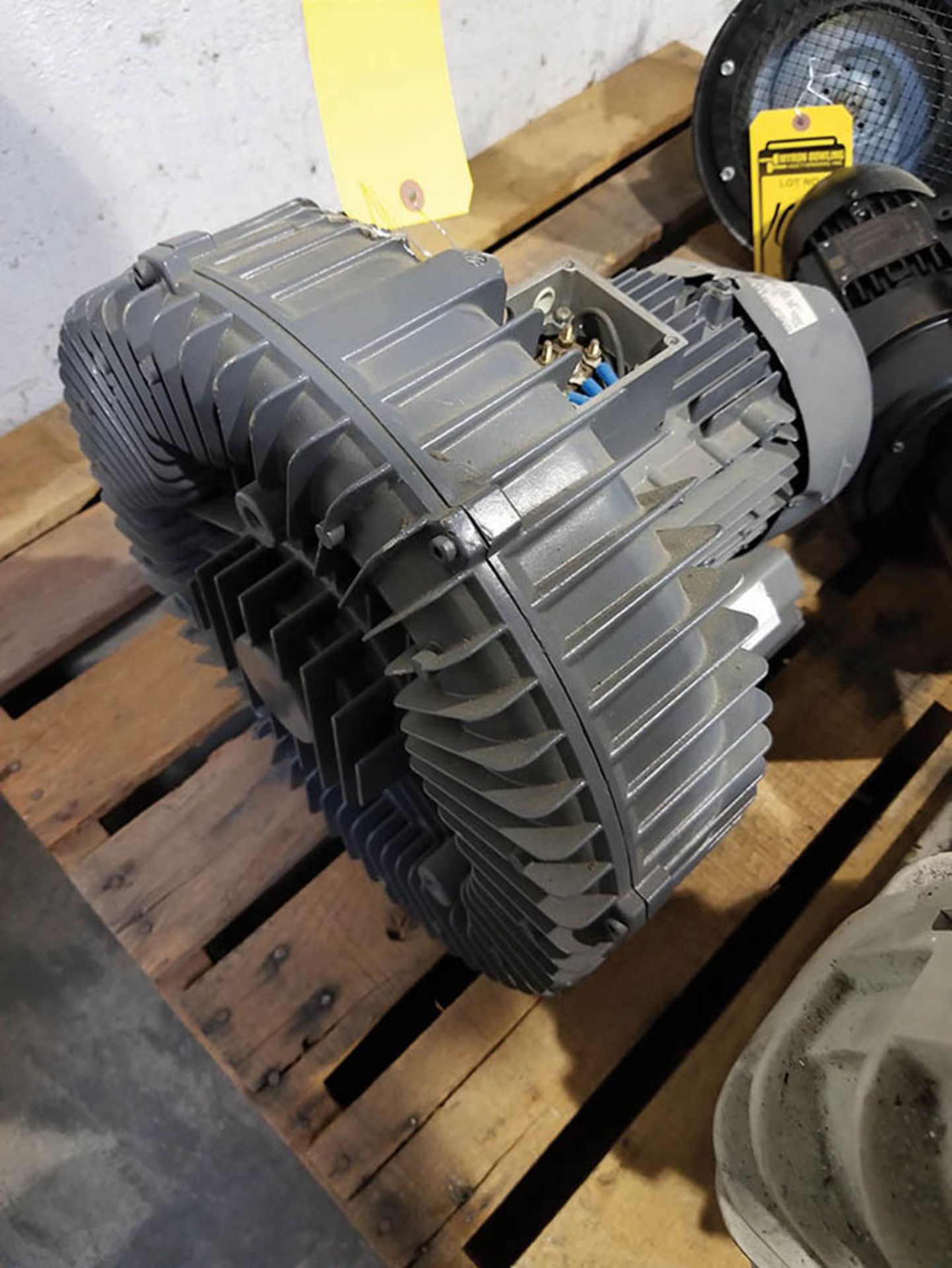 NASH-ELMO BLOWER MOTOR; 2.2 KW G200 2BH1600 - Image 2 of 2