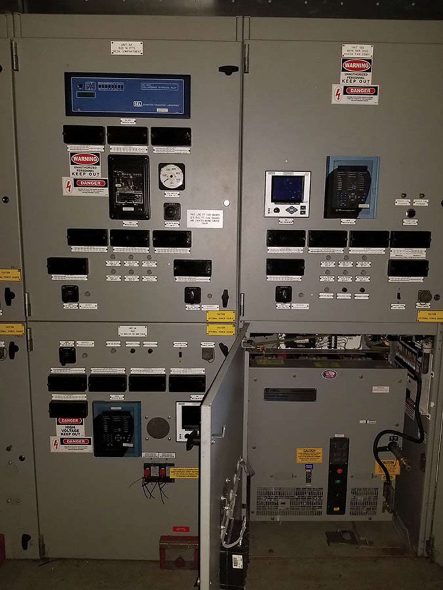 CONTENTS OF: PDC-1/ 2007 POWELL INDUSTRIES 80' X 25' MODULAR POWER CONTROL ROOM INTEGRATED EQUIPMENT - Image 18 of 33