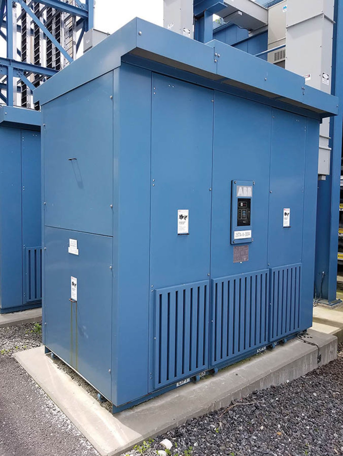 2008 ABB DRY TYPE DISTRIBUTION TRANSFORMER, 2000 KVA, QULITROL TEMP CONTROL, HV 4,160, CLASS AA/FFA