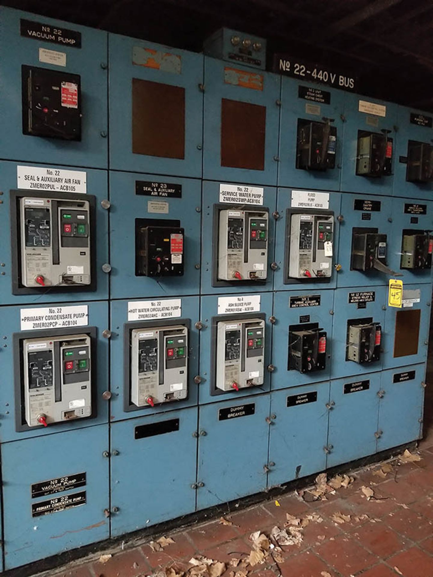 ITE CIRCUIT BREAKER COMPANY POWER STATION - 440V & 220V TRANSFORMERS, 220V MCC BUS STATION, 6-PANEL, - Image 5 of 8