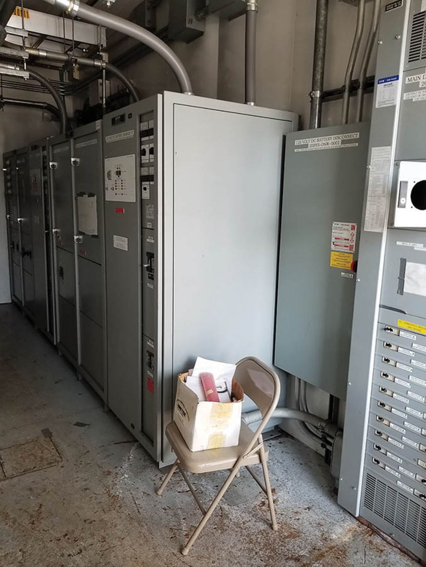 PDC-1 CONTENTS / (20+) COLUMNS OF SIEMENS SWITCHGEAR WITH VACUUM BREAKERS IN MOST BUCKETS, GE - Image 22 of 46