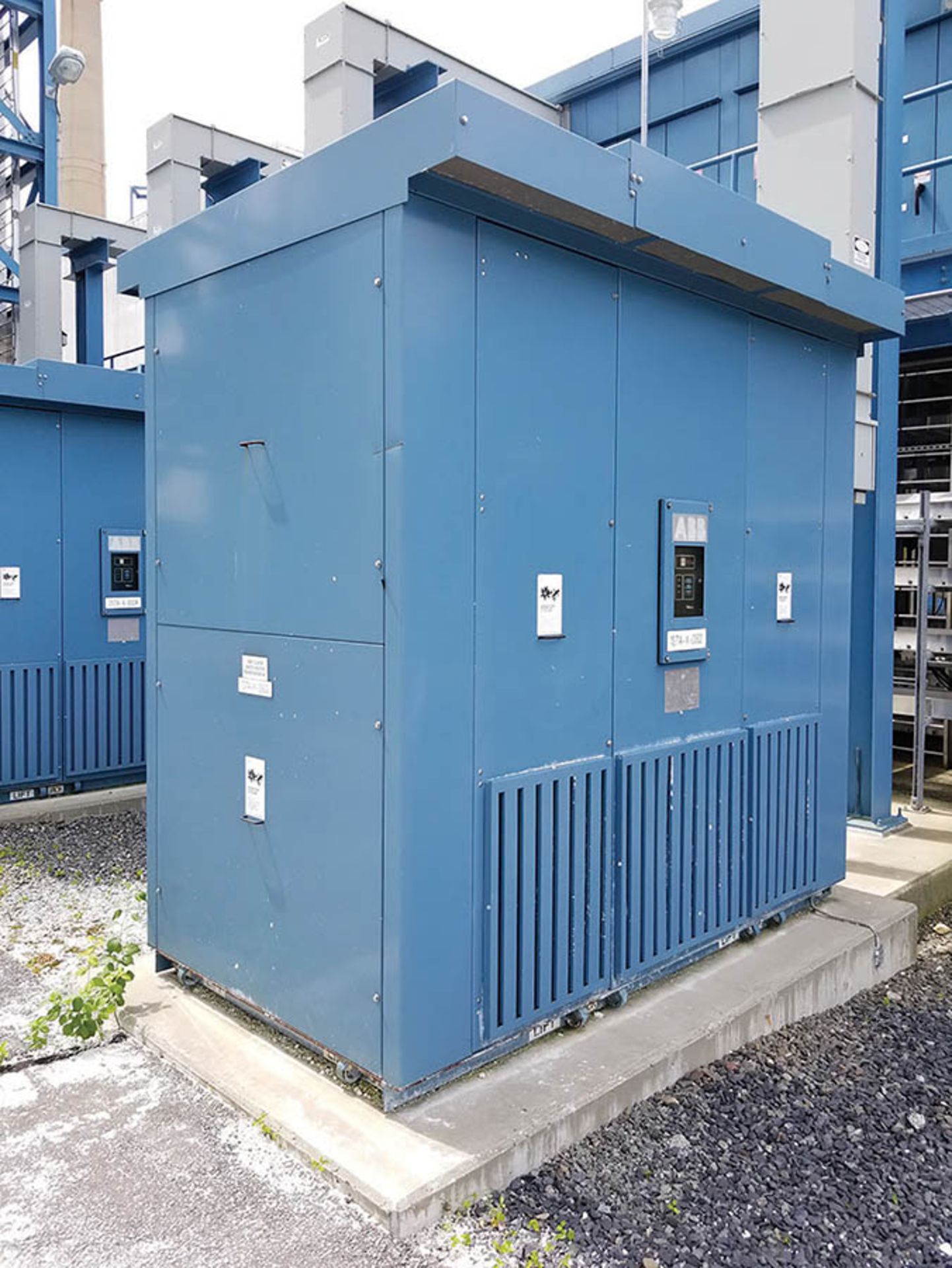 2008 ABB DRY TYPE DISTRIBUTION TRANSFORMER, 2000 KVA, QULITROL TEMP CONTROL, HV 4,160, CLASS AA/FFA