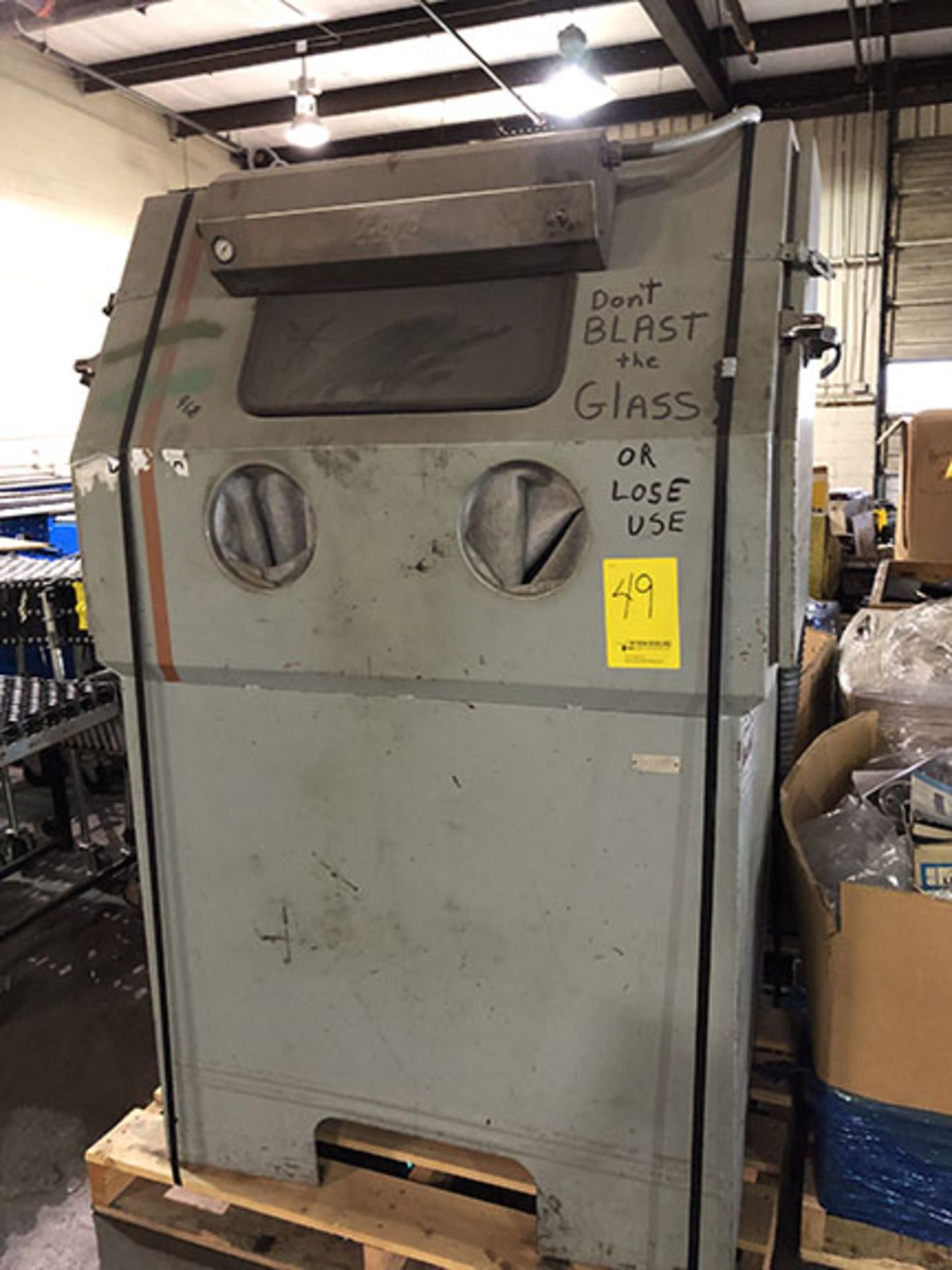 SAND BLAST CABINET & ZERO BLAST CABINET, MODEL 55-4 600R/ BG, 1 PH