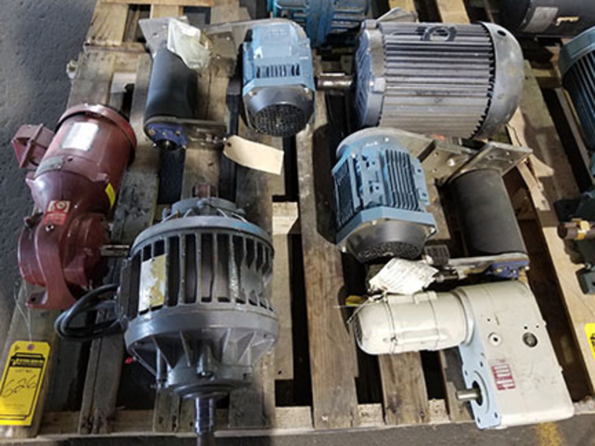 PALLET OF (6) ELECTRIC MOTORS – 1/3 HP TO 10 HP – LINCOLN, RELIANCE –SYNCROGEAR 58.0 RATIO - Image 8 of 14