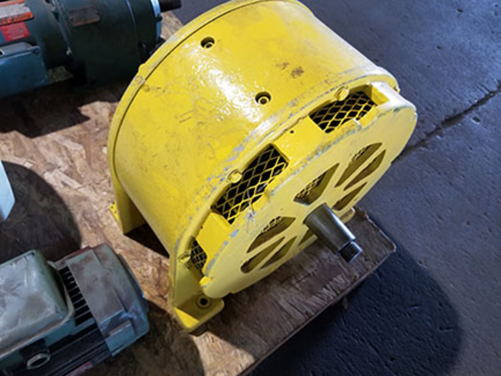 PALLET OF (3) ELECTRIC MOTORS AND (1) P&H ELECTRIC LOAD BRAKE – DODGE GEAR MOTOR – UP TO 15 HP - Image 8 of 8