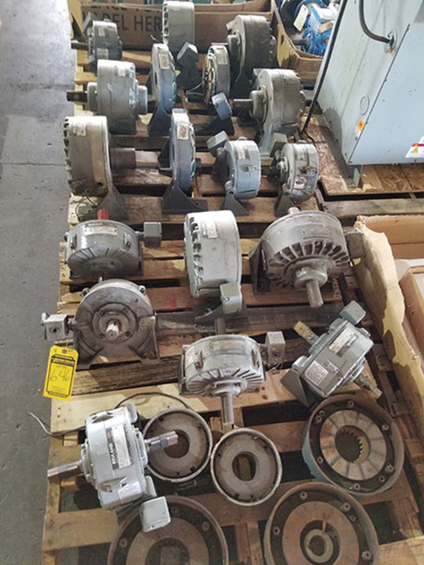 PALLET OF (4) ELECTRIC MOTORS