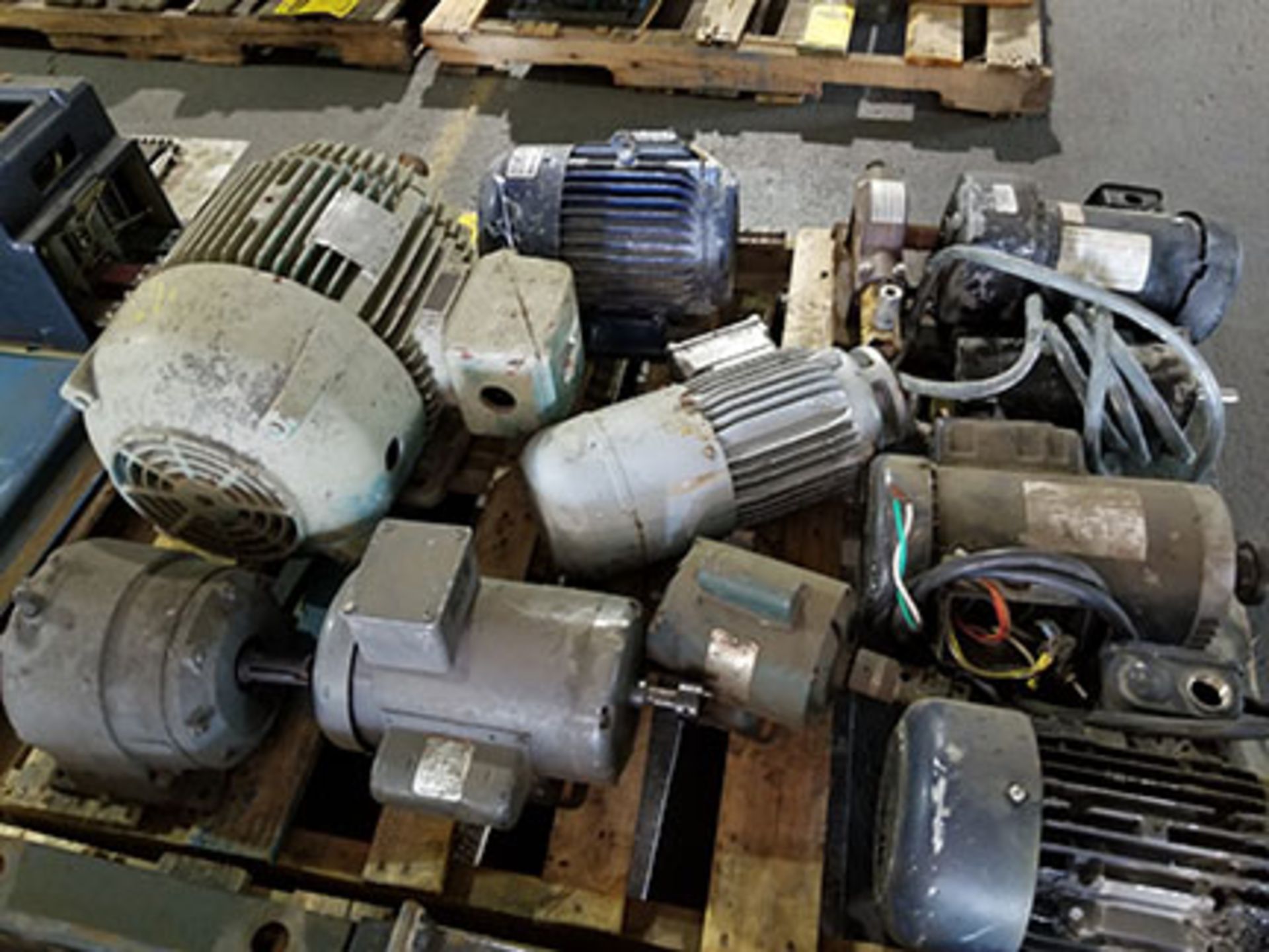 PALLET OF (10) ELECTRIC MOTORS – UP TO 7.5 HP – GE EMERSON - Image 10 of 11