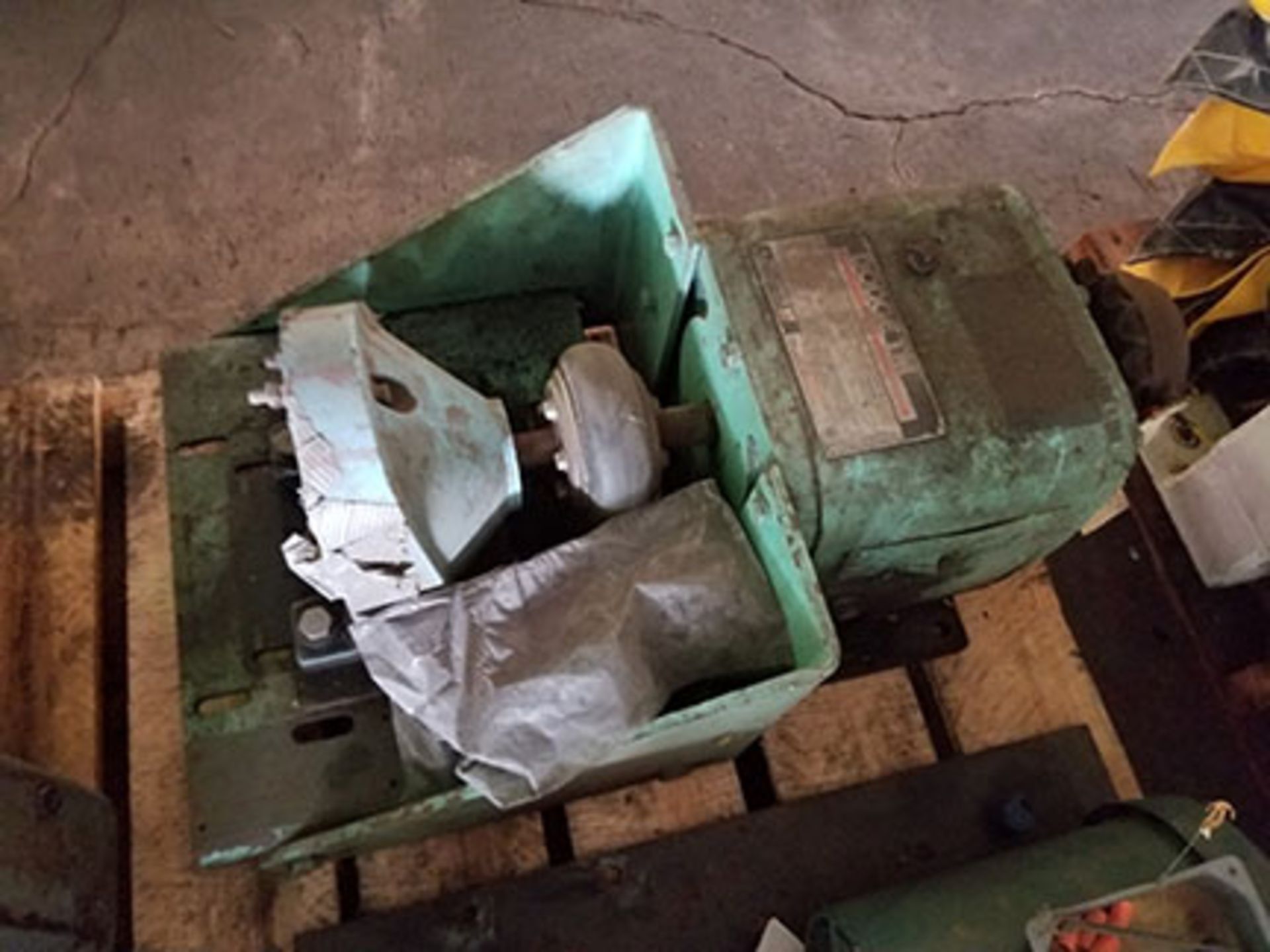 PALLET OF (5) GEAR BOXES / GEAR REDUCER ( SOME WITH SPROCKET GEARS )-  SM-CYCLO, 6 RATIO, 1,750 - Image 8 of 14