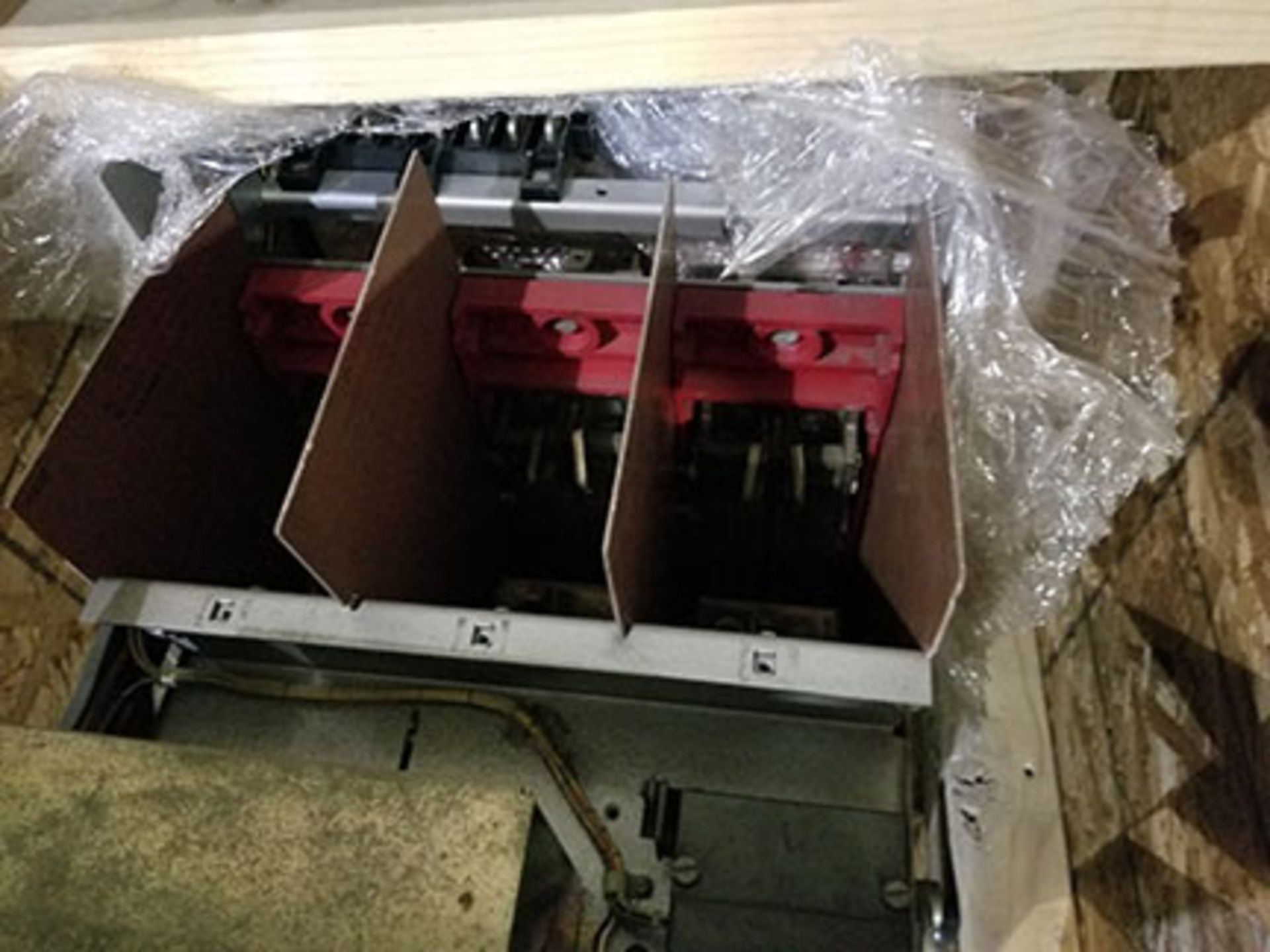 WESTINGHOUSE LOW-VOLTAGE AC POWER CIRCUIT BREAKER, TYPE DS-632, 3,200 AMP FRAME, 60HZ, CONT. - Image 3 of 5