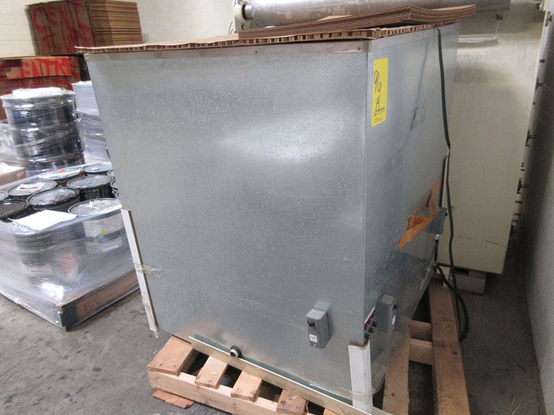 WAX METLERS MELTING POT; 220V, 5,000 WATTS