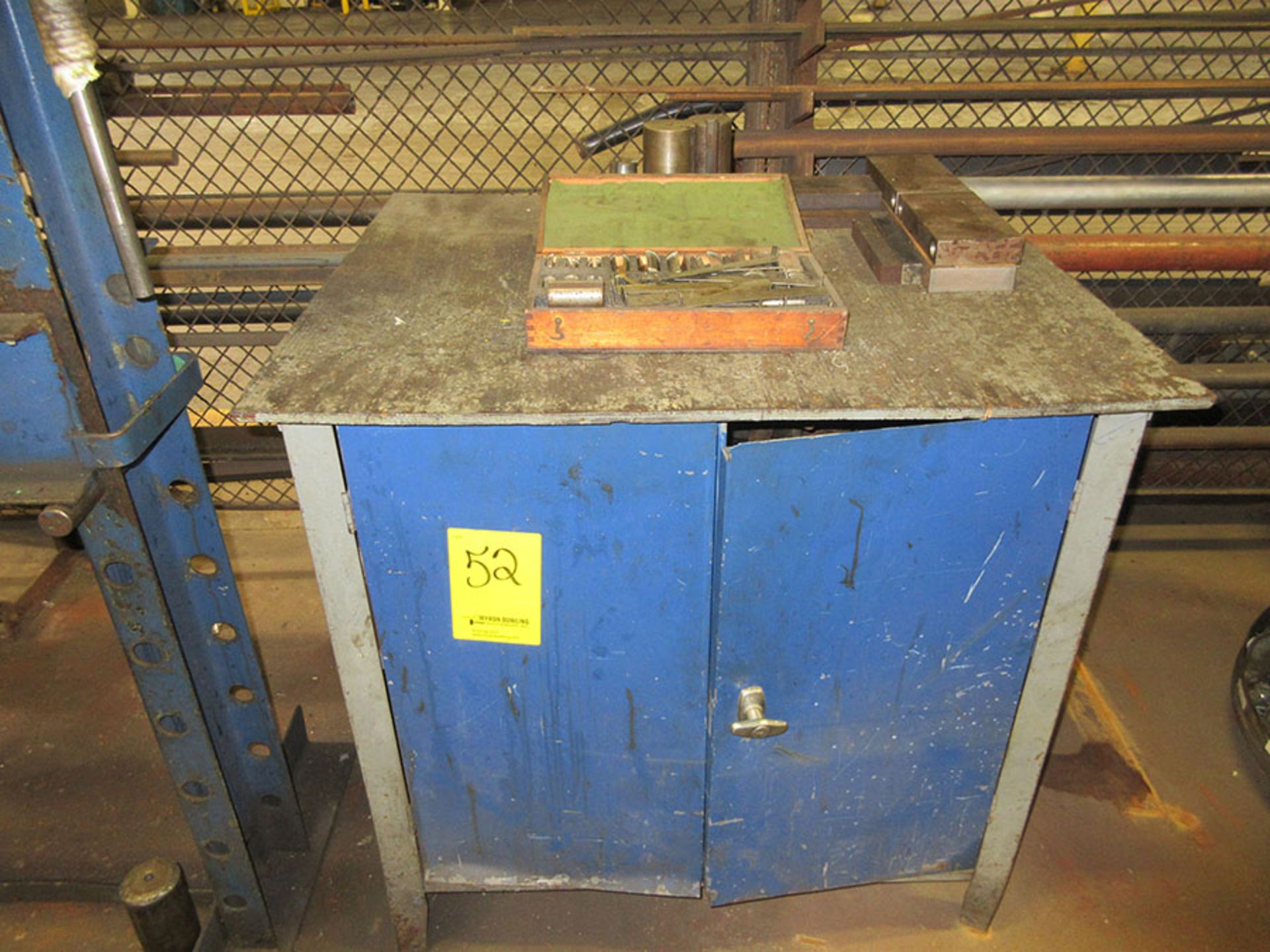 ROTARY PARTS BIN WITH CONTENT & CABINET WITH CONTENT - Image 2 of 3