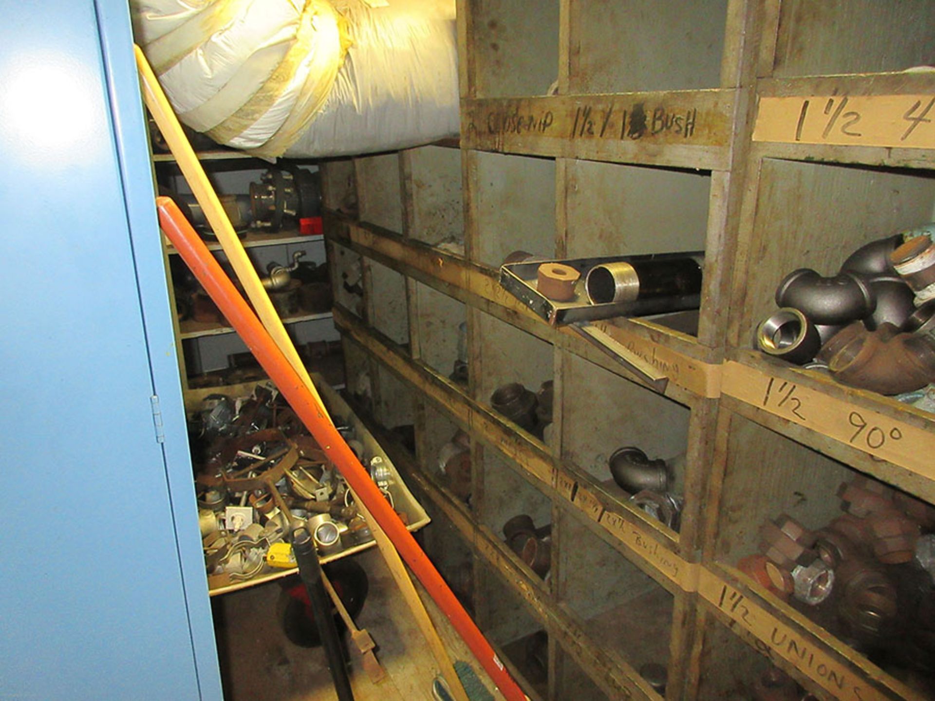 CONTENT ON MEZZANINE; LOCKERS, ROTARY PARTS BINS, AND PLUMBING SUPPLIES - Image 5 of 7