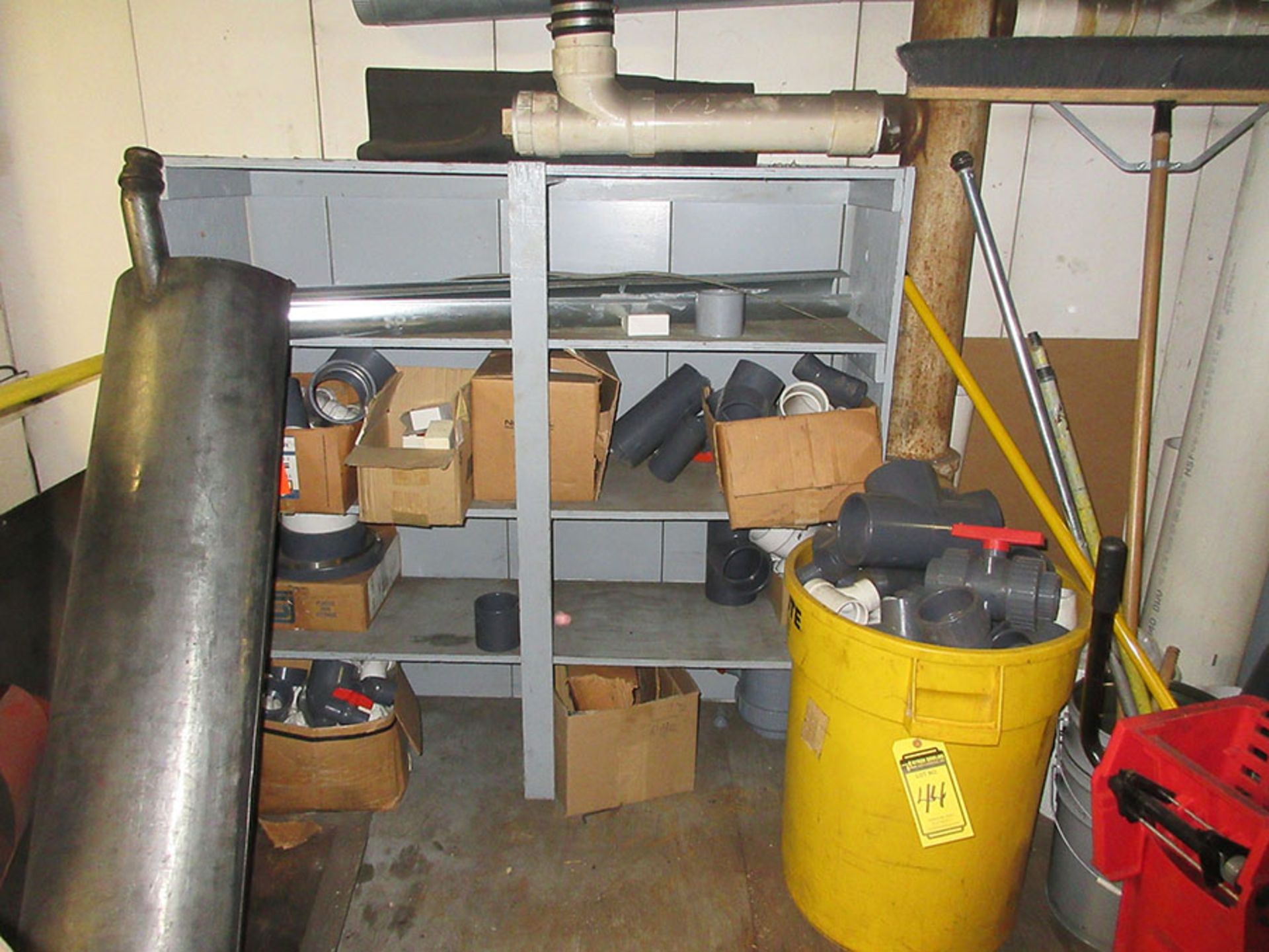 CONTENT ON MEZZANINE; LOCKERS, ROTARY PARTS BINS, AND PLUMBING SUPPLIES - Image 3 of 7