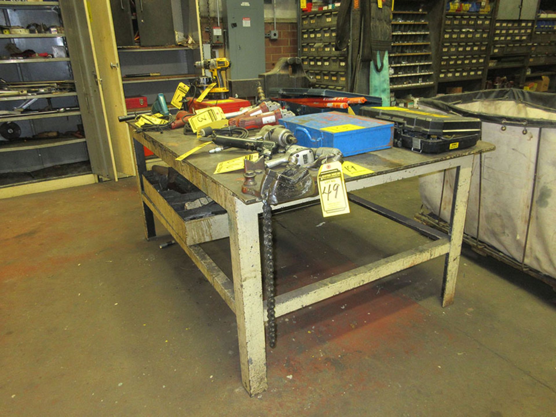 4' X 6' HD WELDING TABLE WITH HOLLANDS 6'' BENCH VISE & RIDGID BC-610 CHAIN VISE